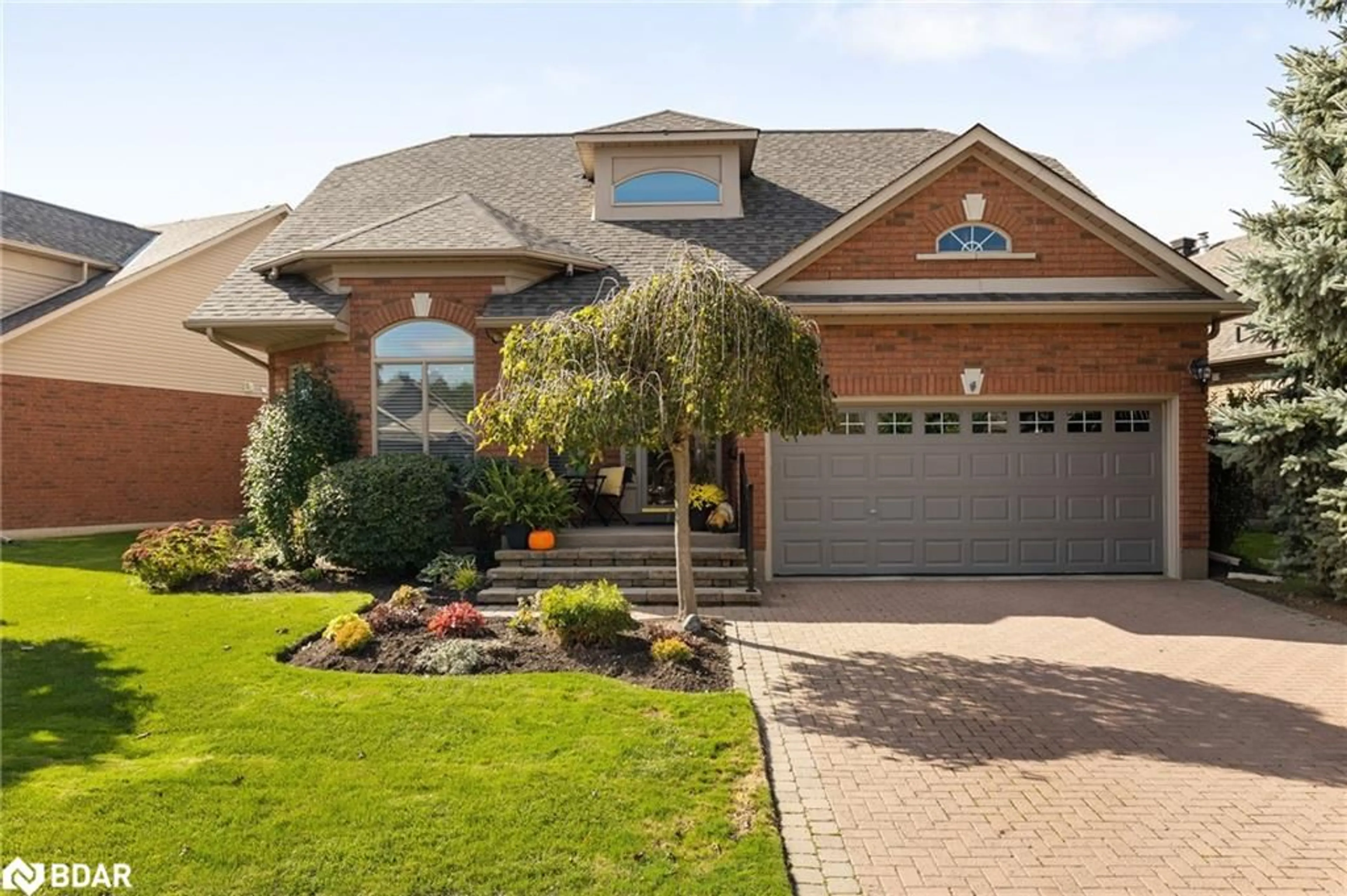 Home with brick exterior material, street for 6 Bella Vista Trail #161, Alliston Ontario L9R 2B2