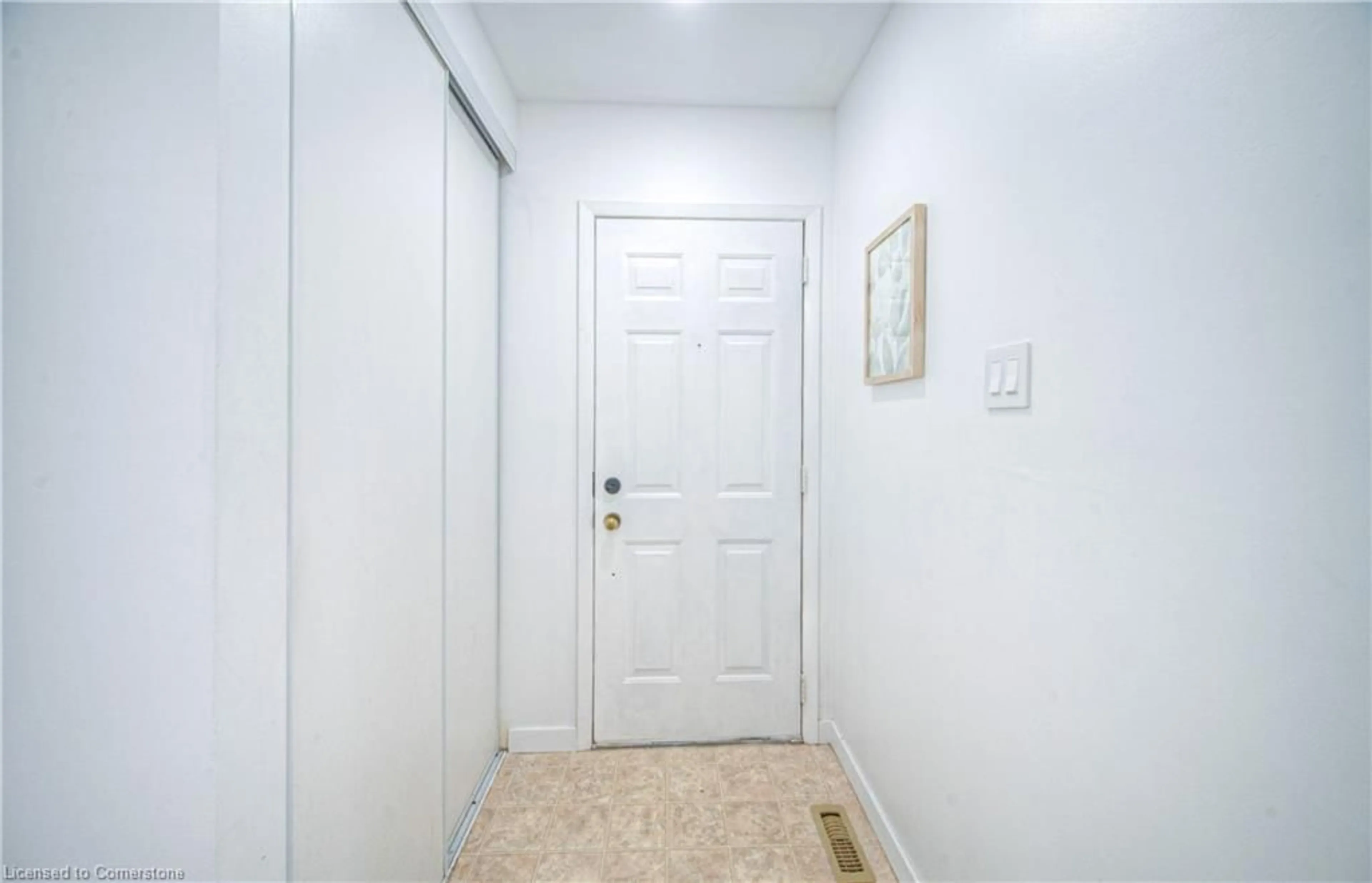 Indoor entryway for 24 Amos Ave #B, Waterloo Ontario N2L 5G3