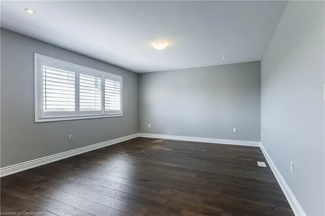 Additional property image - 8 Cesar Pl