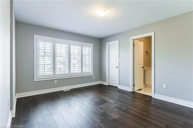 Additional property image - 8 Cesar Pl