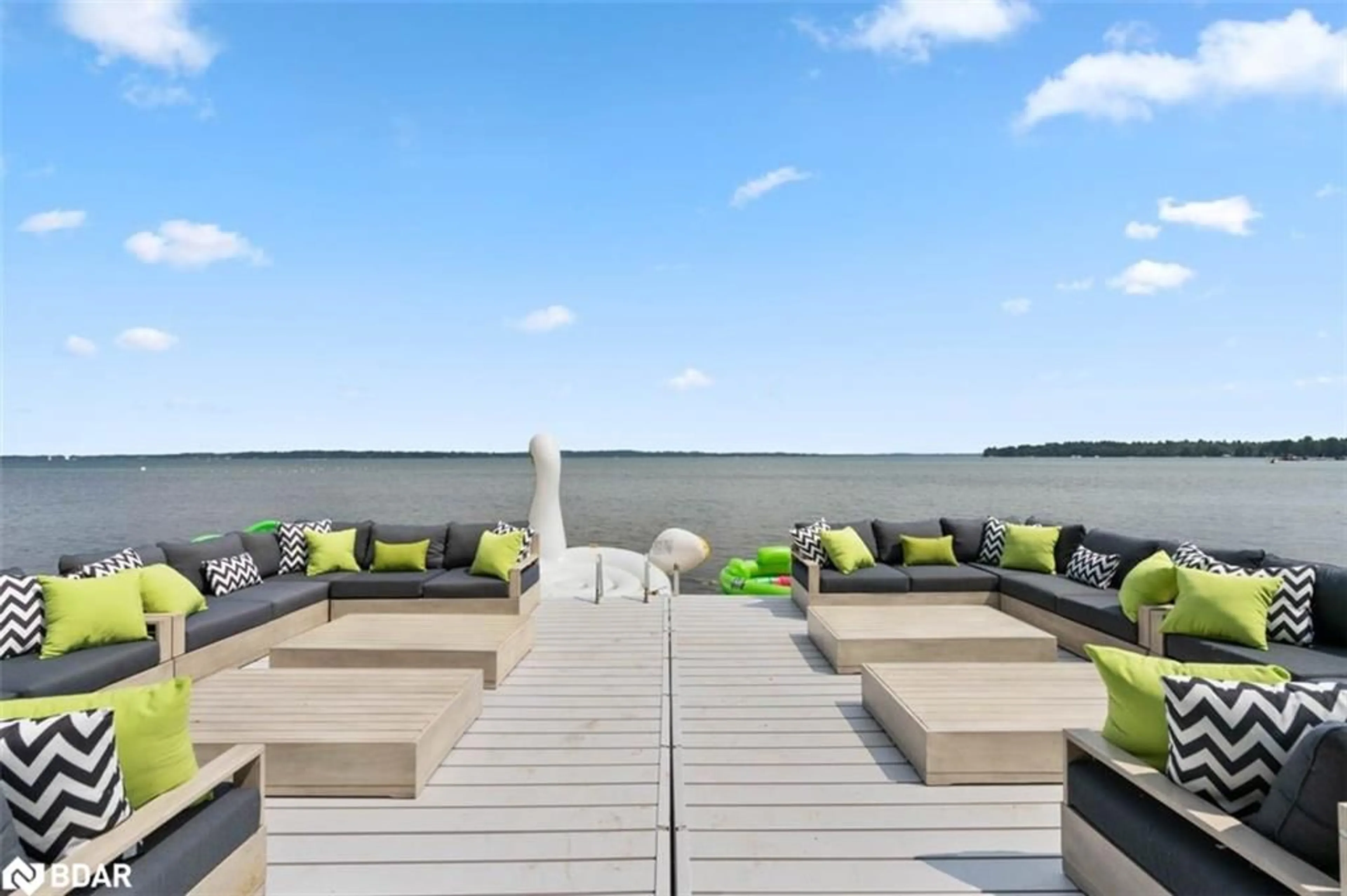 Patio, water/lake/river/ocean view for 943 Barry Ave, Innisfil Ontario L0L 1W0
