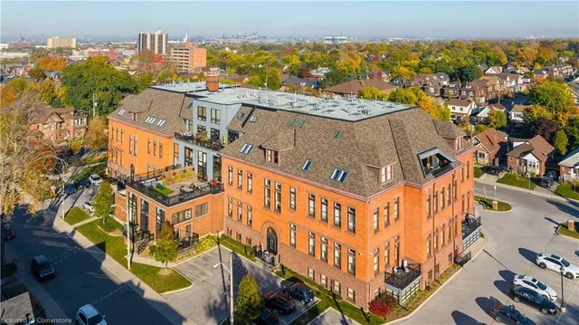 Additional property image - 200 Stinson St Unit 318