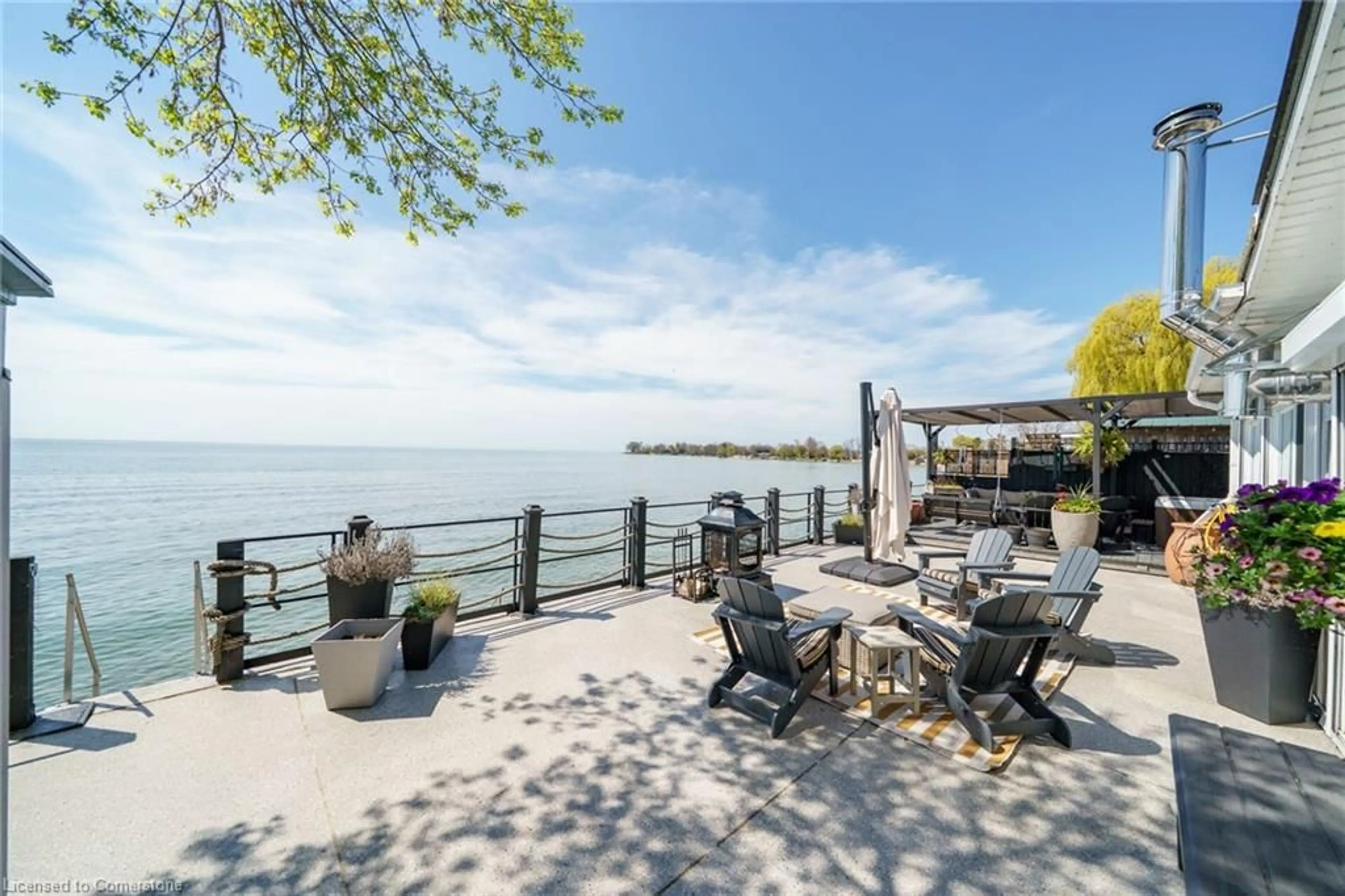 Patio, water/lake/river/ocean view for 1200 Lakeshore Rd, Selkirk Ontario N0A 1P0