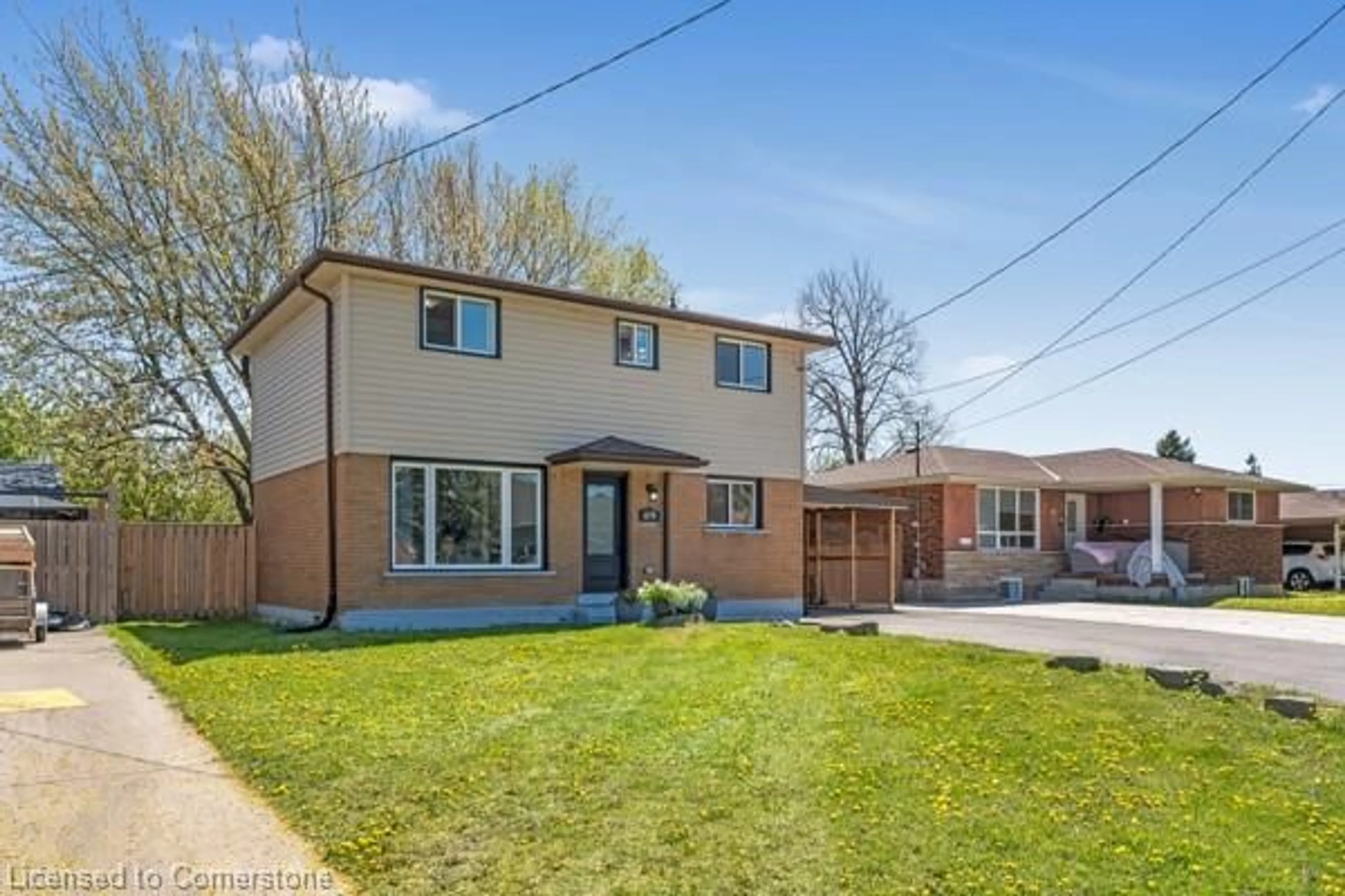 Home with brick exterior material, street for 879 Upper Sherman Ave, Hamilton Ontario L8V 3N2