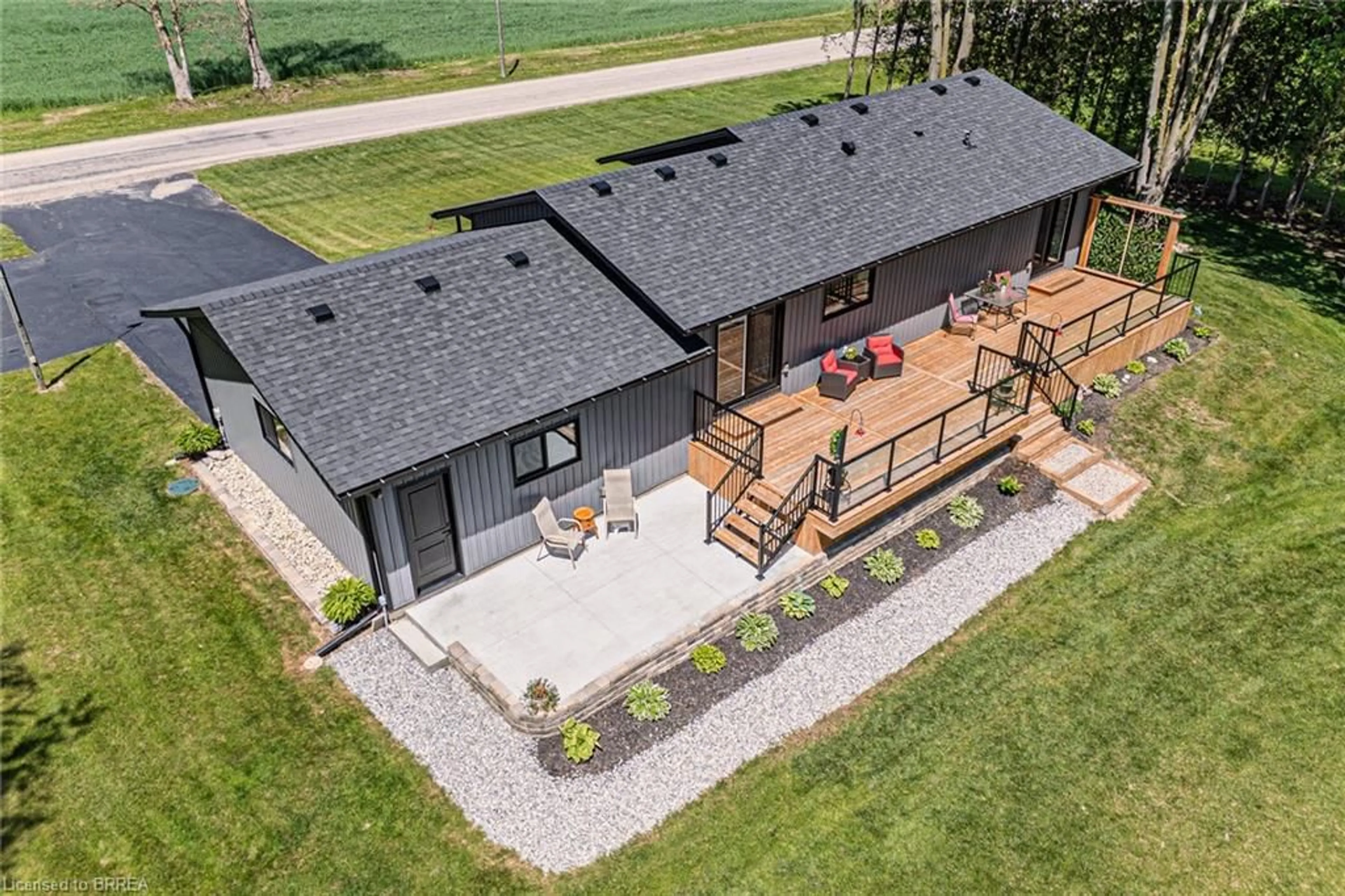 A pic from outside/outdoor area/front of a property/back of a property/a pic from drone, unknown for 41 Seventh Conc Rd, Burford Ontario N0E 1A0