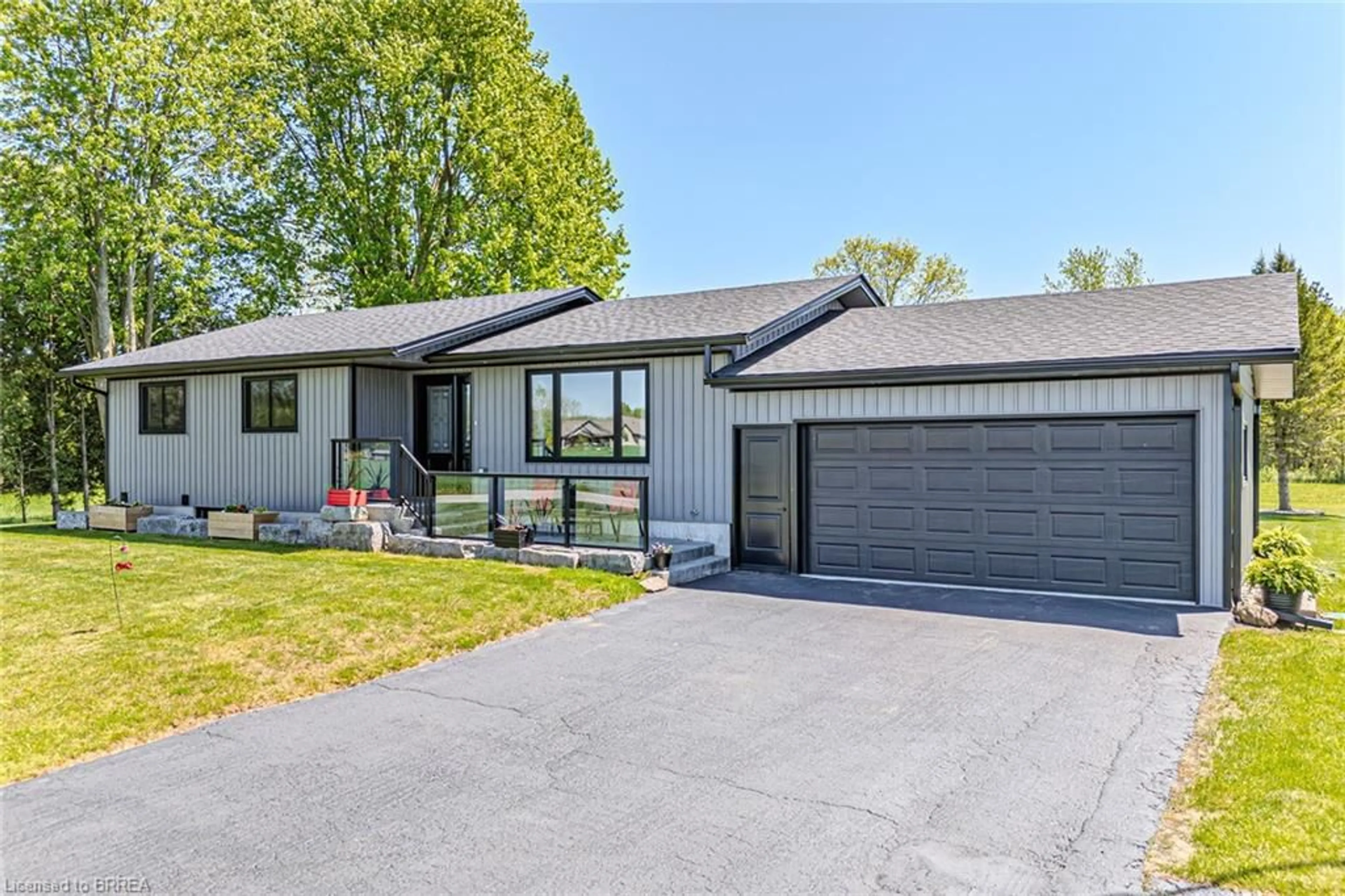 Home with vinyl exterior material, street for 41 Seventh Conc Rd, Burford Ontario N0E 1A0