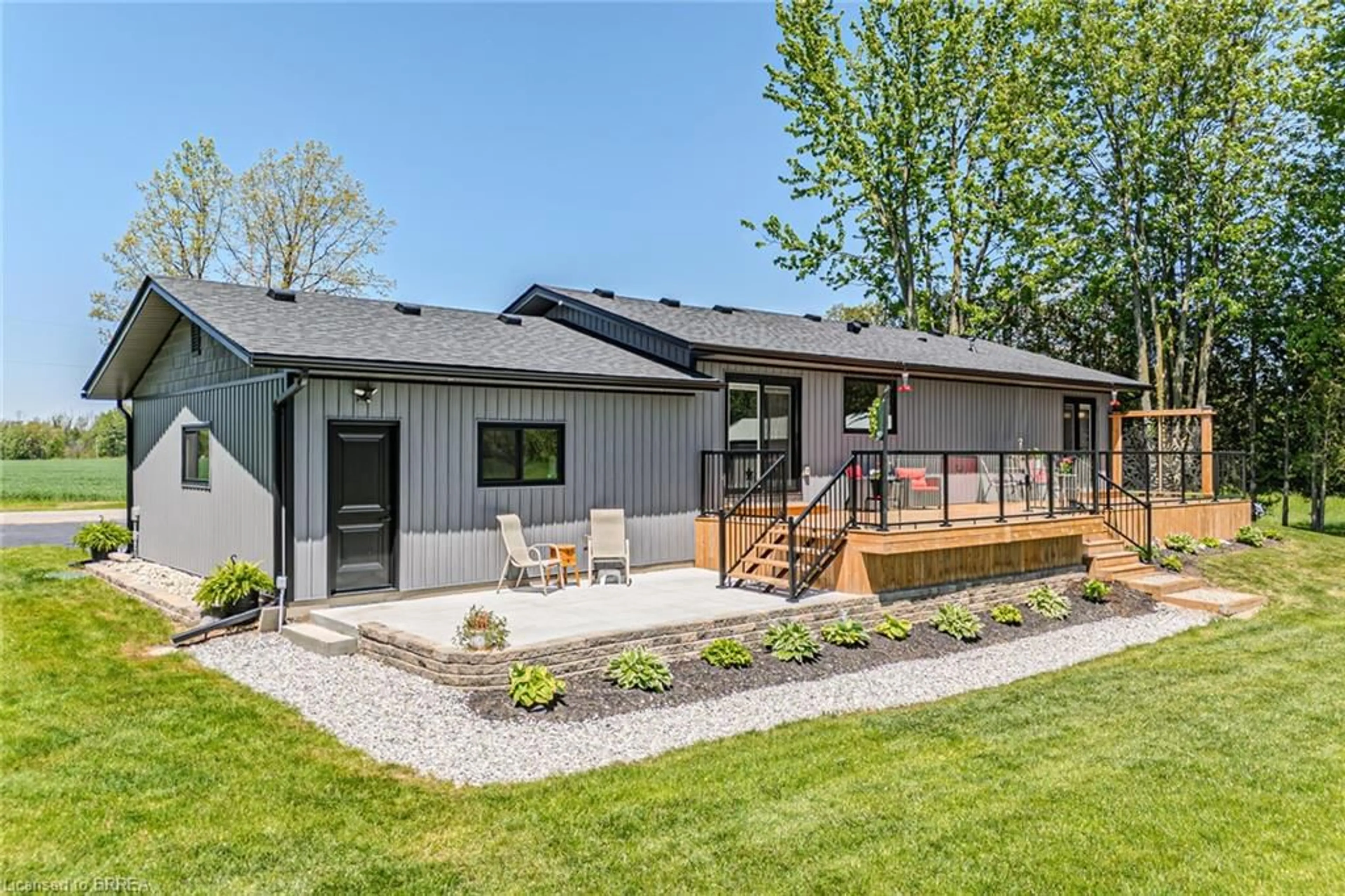 Home with vinyl exterior material, street for 41 Seventh Conc Rd, Burford Ontario N0E 1A0