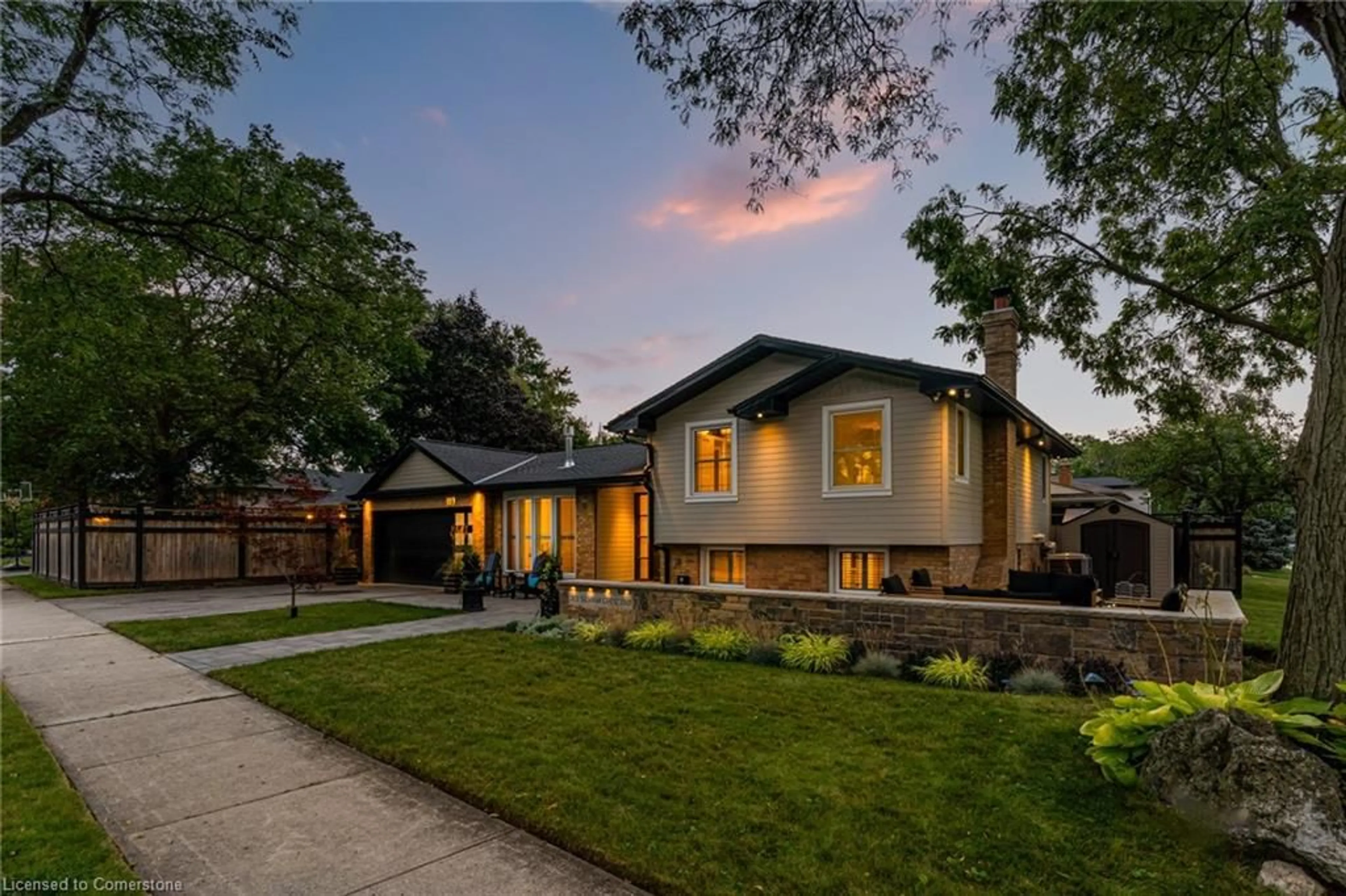 Home with brick exterior material, street for 313 Silvana Cres, Burlington Ontario L7L 2W3