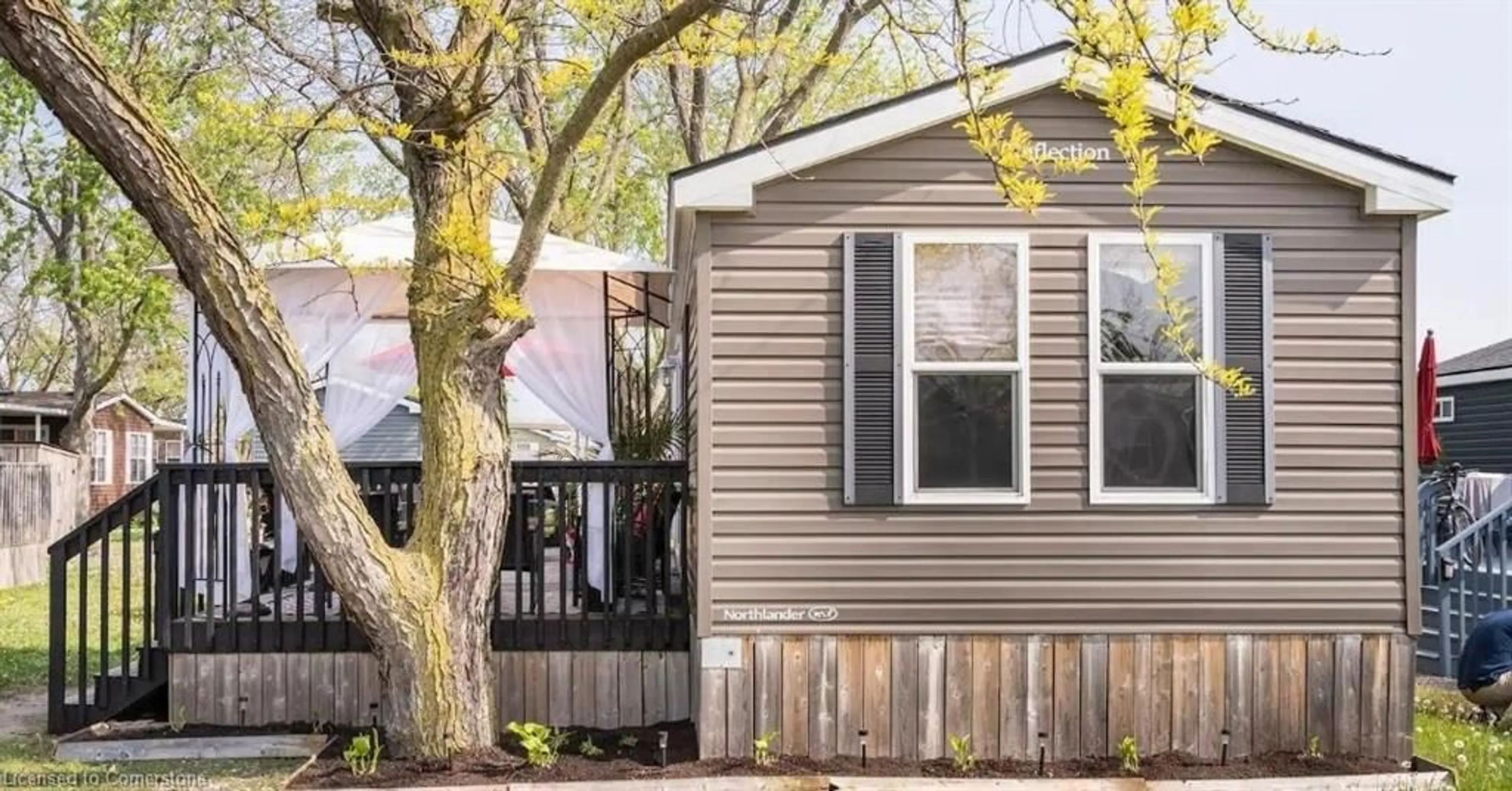 Home with vinyl exterior material, street for 1501 Line 8 Rd #234, Niagara-on-the-Lake Ontario L0S 1L0