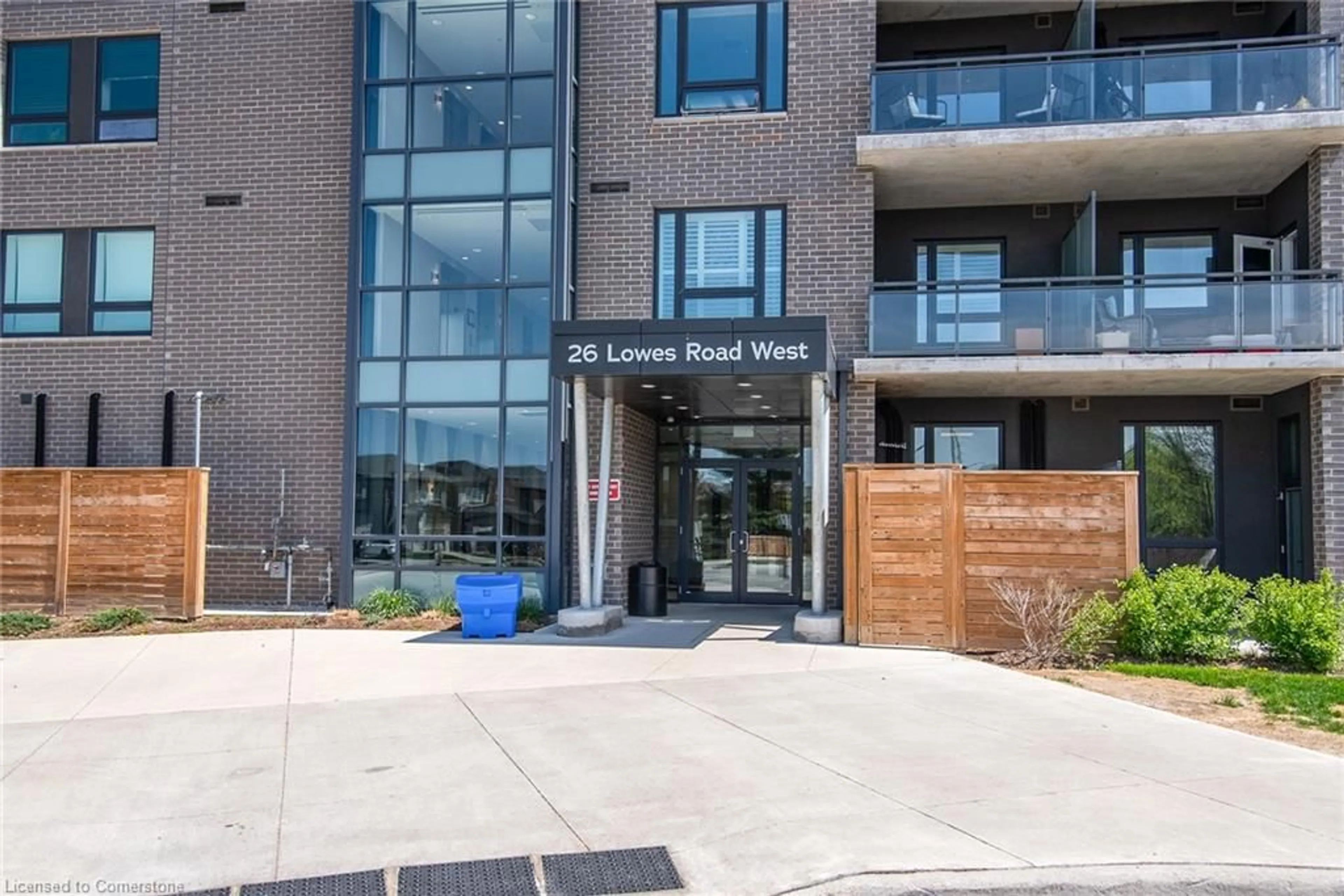Indoor foyer for 26 Lowes Rd #210, Guelph Ontario N1L 1E1