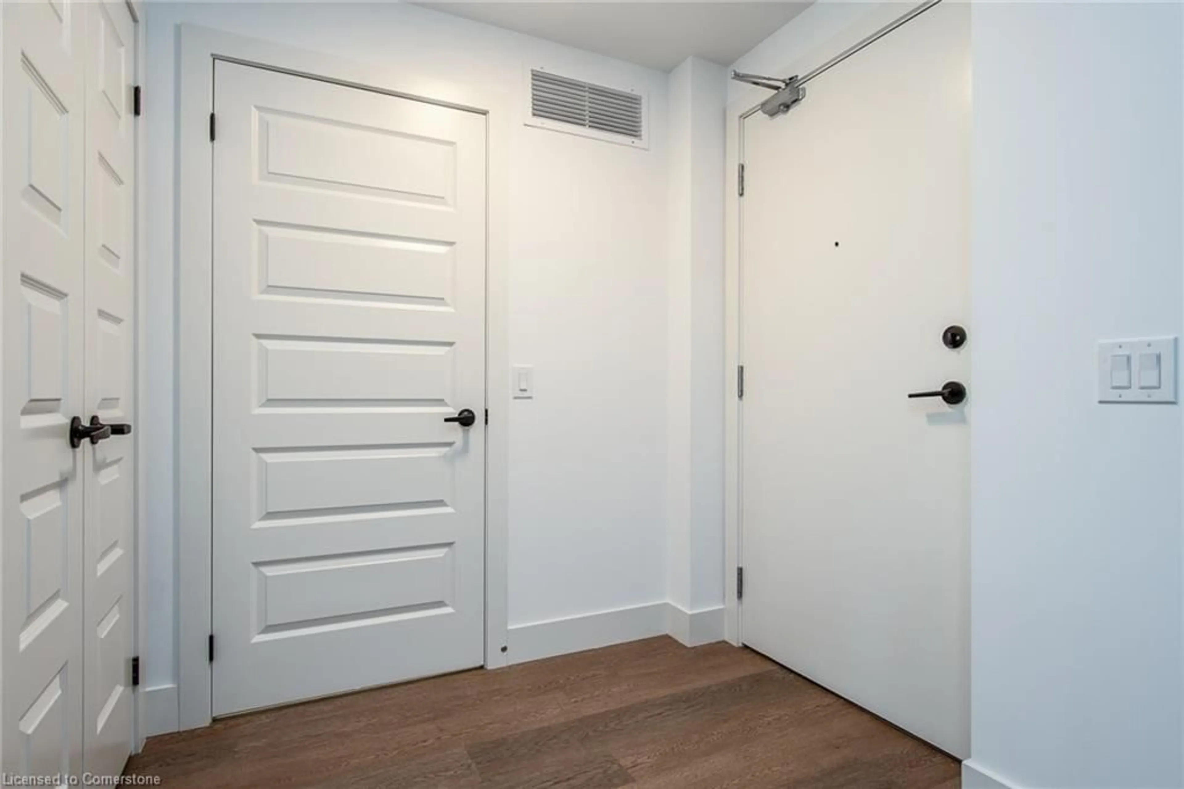 Indoor entryway for 26 Lowes Rd #210, Guelph Ontario N1L 1E1
