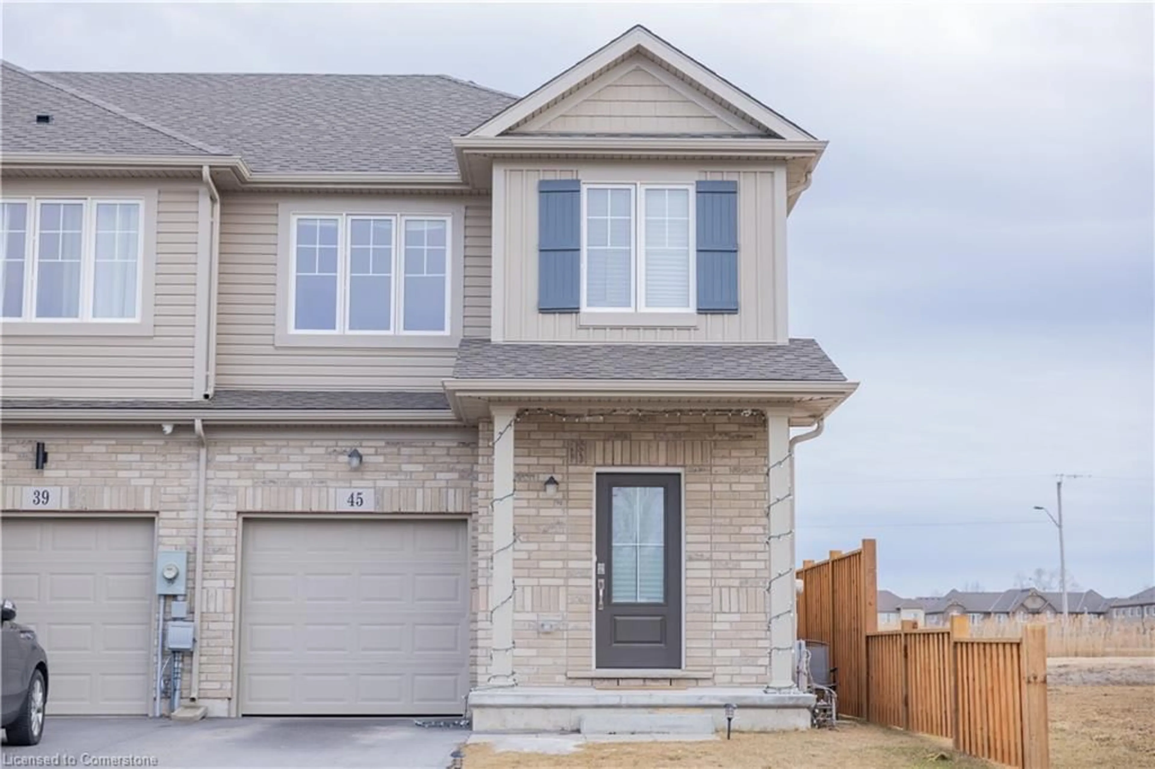 Home with brick exterior material, street for 45 Sycamore St, Niagara Falls Ontario L3C 0H8