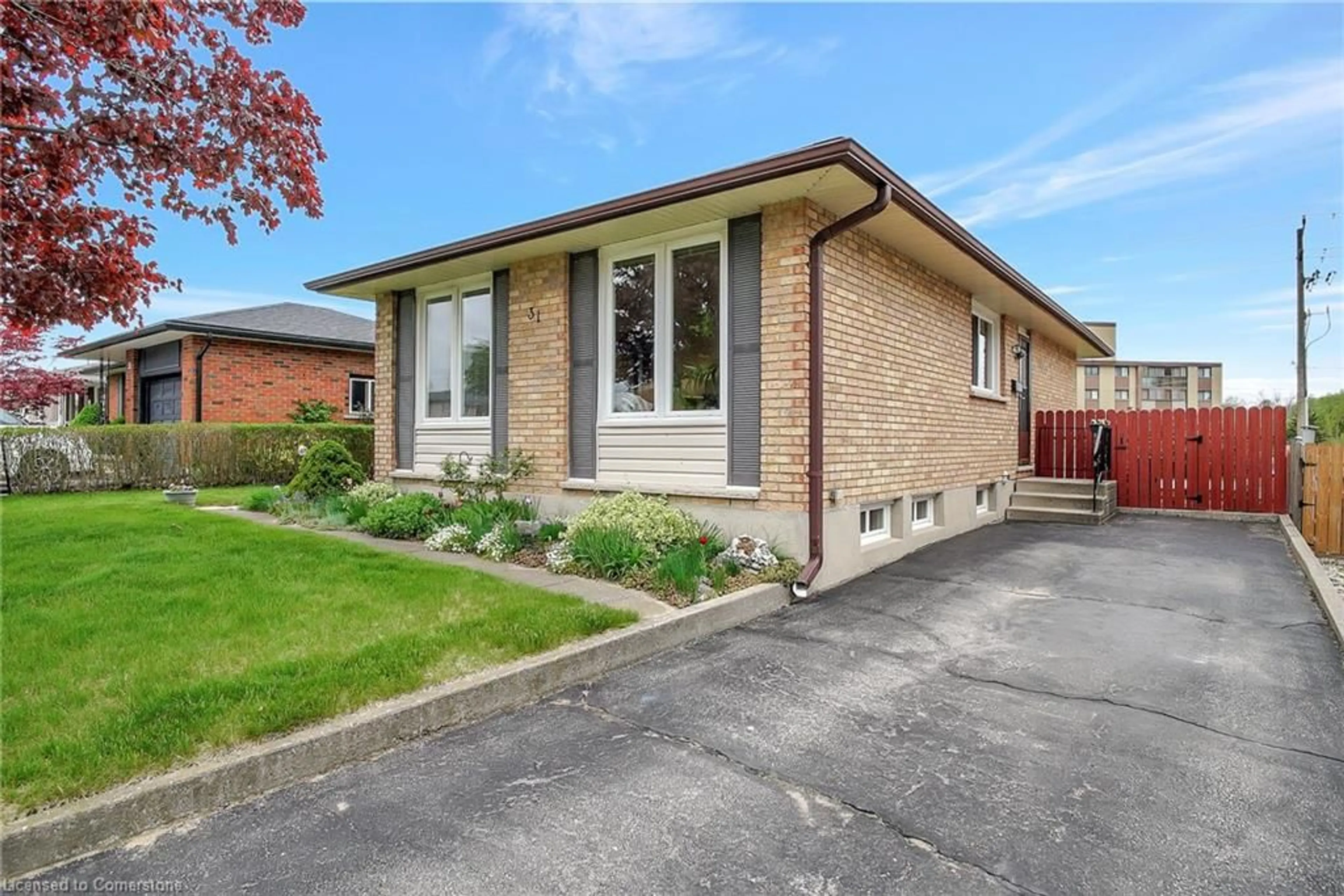 Home with brick exterior material, street for 31 Juliana Cres, Cambridge Ontario N1R 6W5