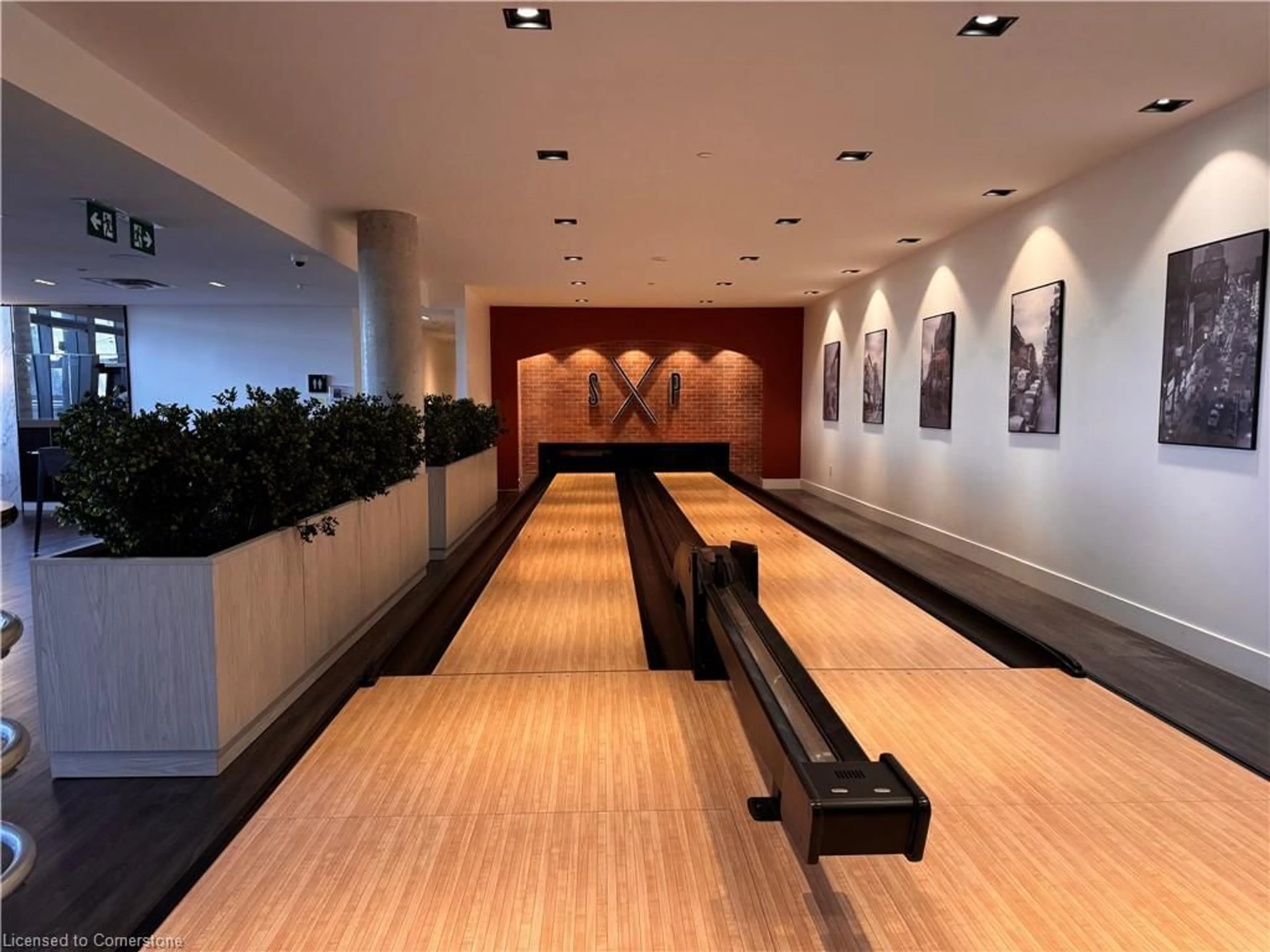 Indoor foyer for 5 Wellington St #701, Kitchener Ontario N2G 0E3