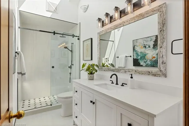 Additional property image - 327A Lake Promenade