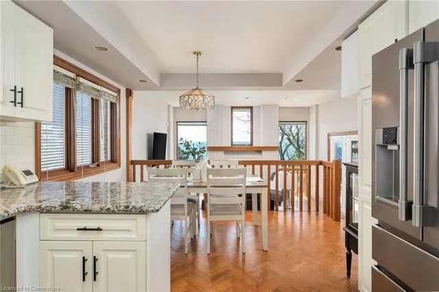 Additional property image - 327A Lake Promenade