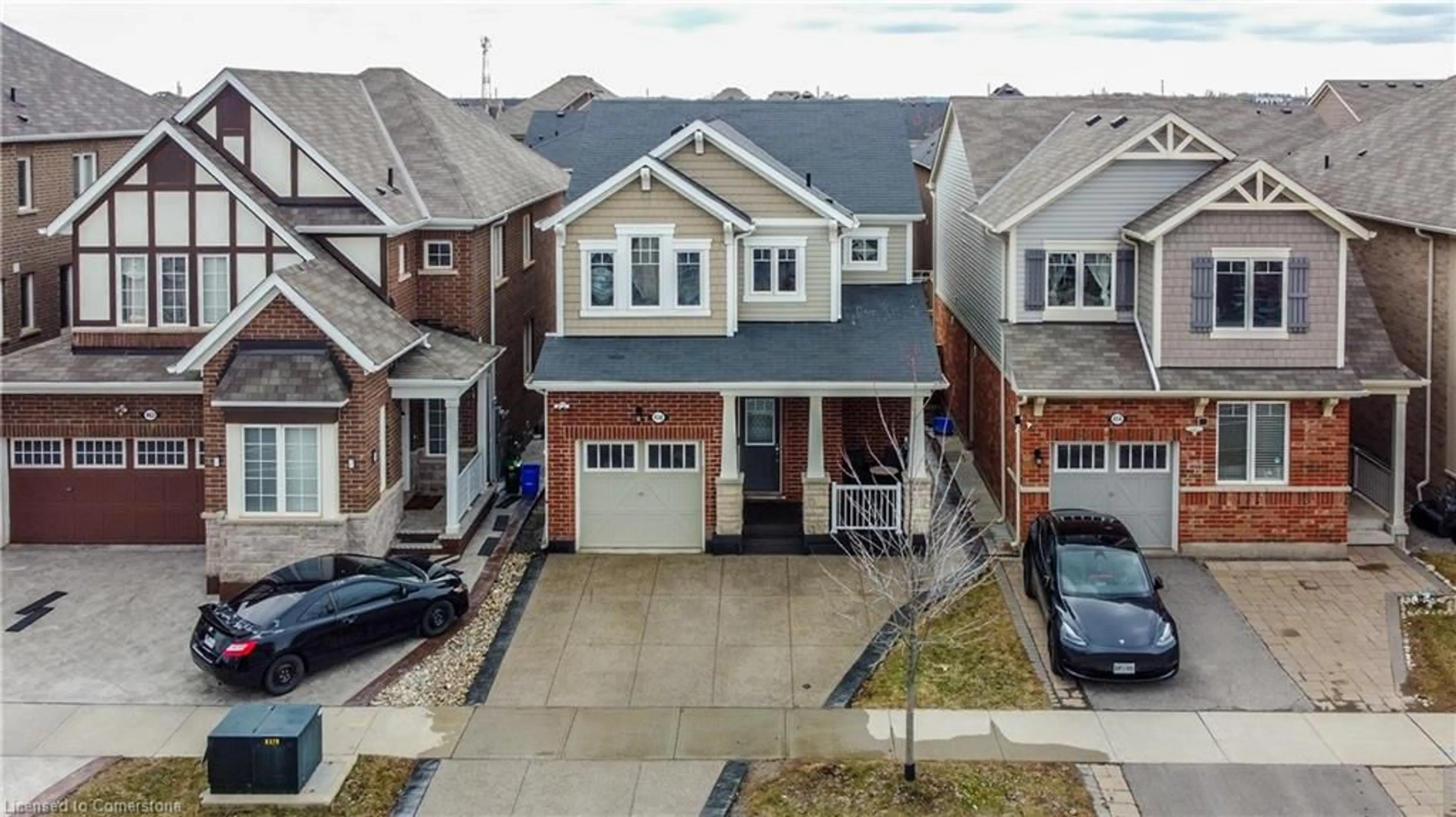 A pic from outside/outdoor area/front of a property/back of a property/a pic from drone, street for 458 Etheridge Ave, Milton Ontario L9E 0A8