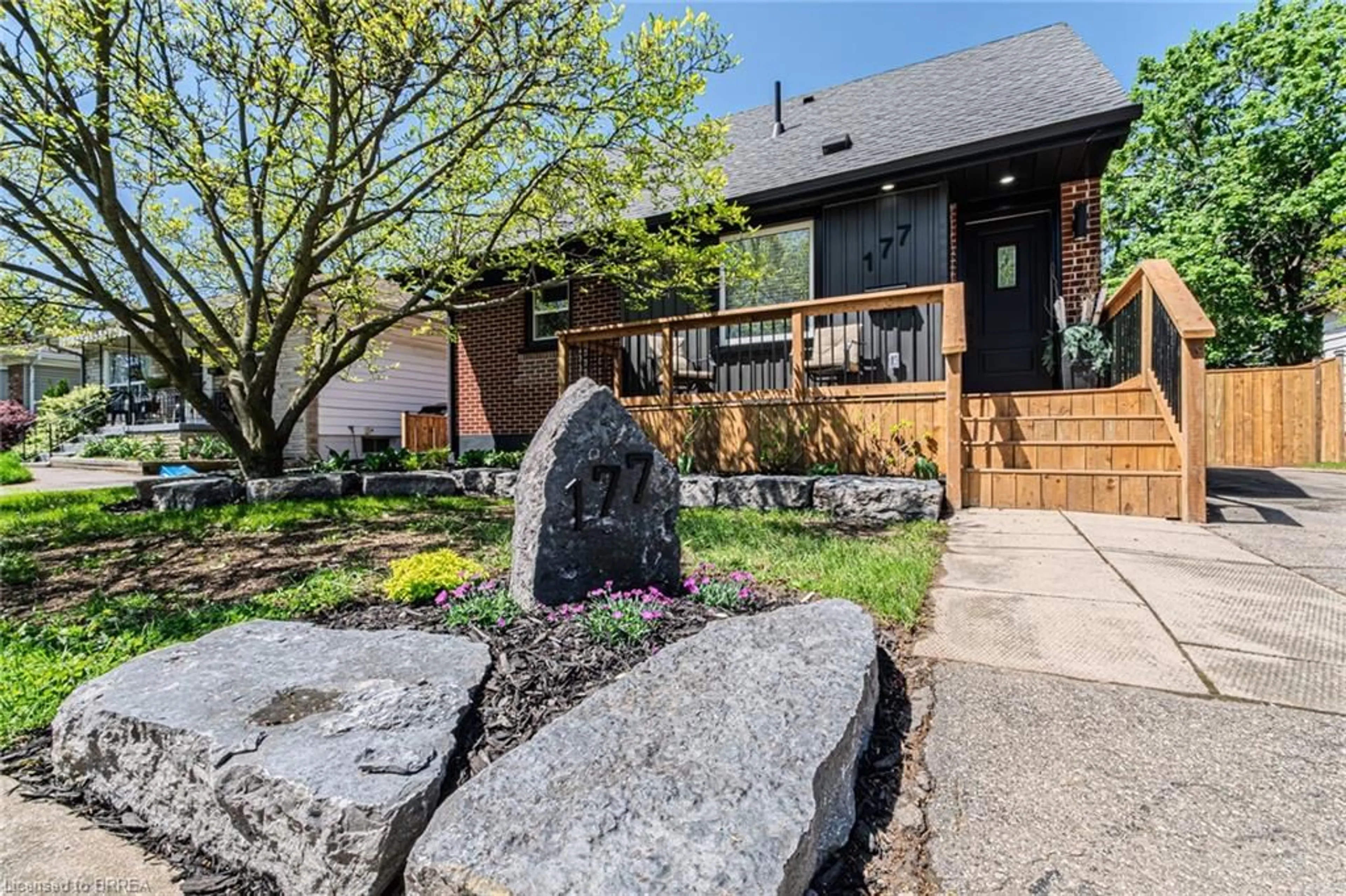 Unknown for 177 Ontario St, Brantford Ontario N3S 2C7