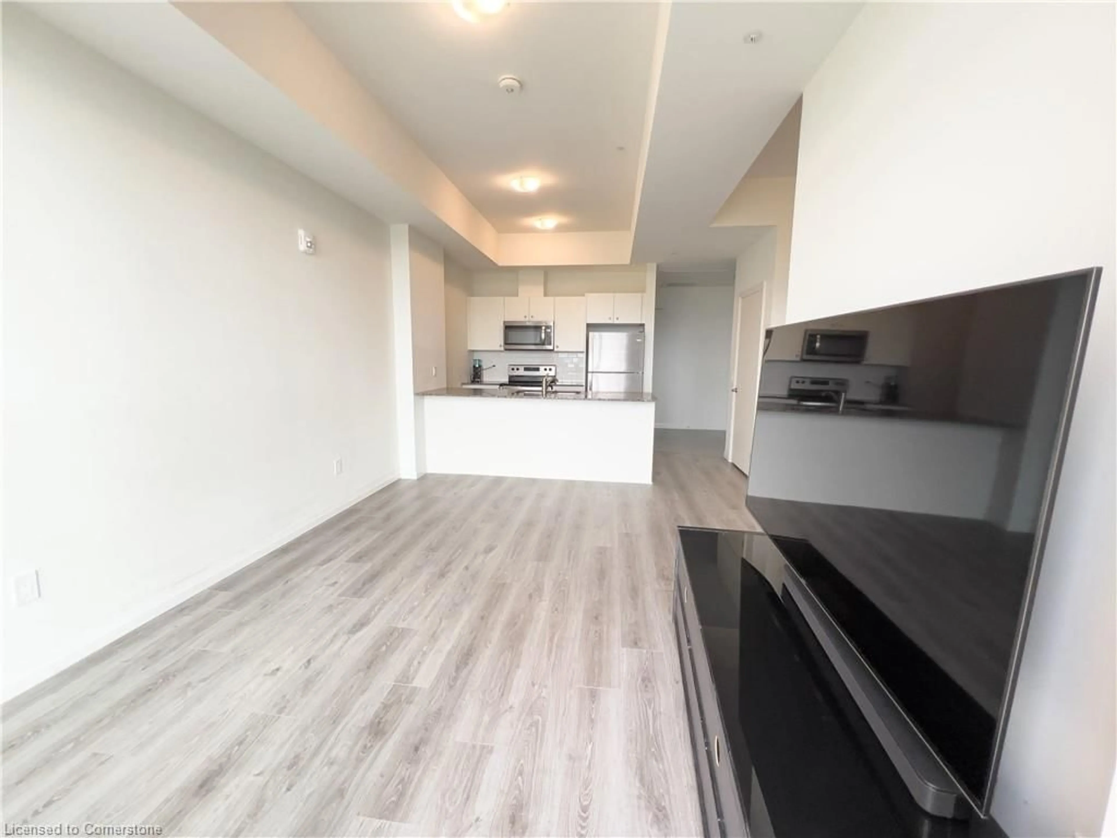 Unknown for 108 Garment St #2707, Kitchener Ontario N2G 0E2