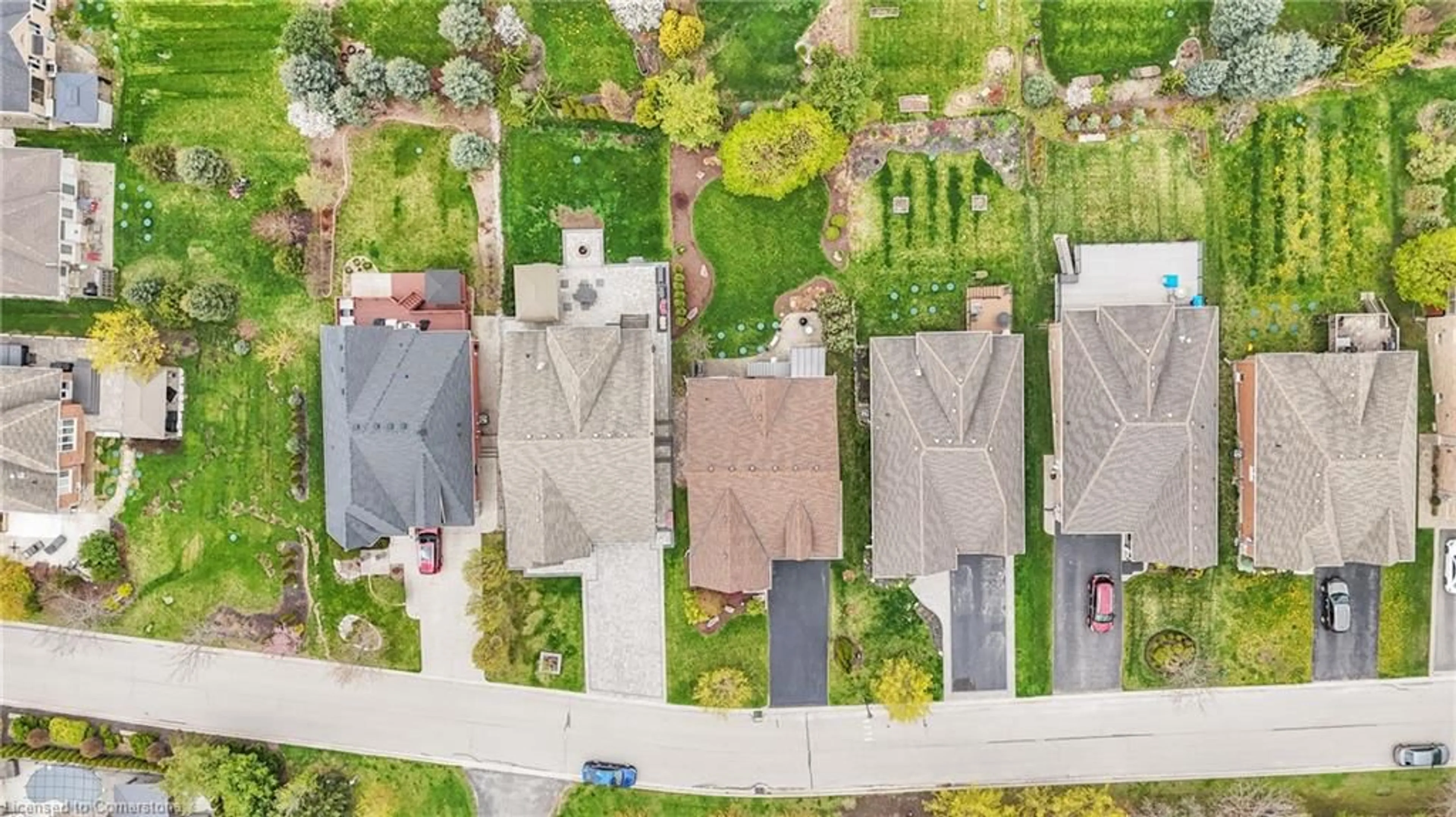 A pic from outside/outdoor area/front of a property/back of a property/a pic from drone, street for 153 Aberfoyle Mill Cres, Aberfoyle Ontario N0B 2J0