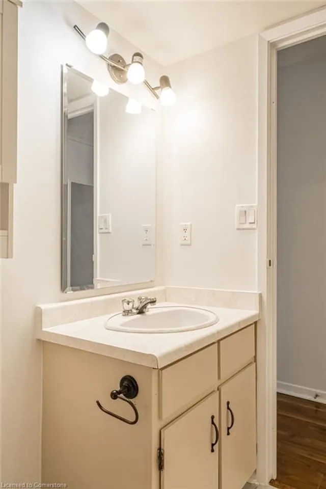 Additional property image - 23 Main St Unit 205
