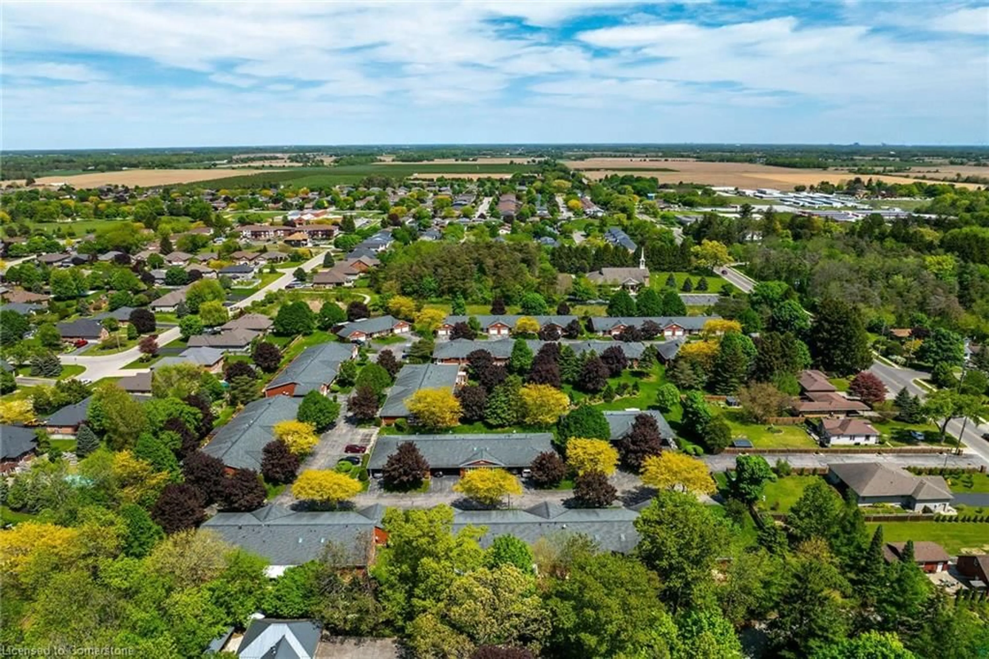 A pic from outside/outdoor area/front of a property/back of a property/a pic from drone, street for 175 Victoria St #34, Simcoe Ontario N3Y 5L8