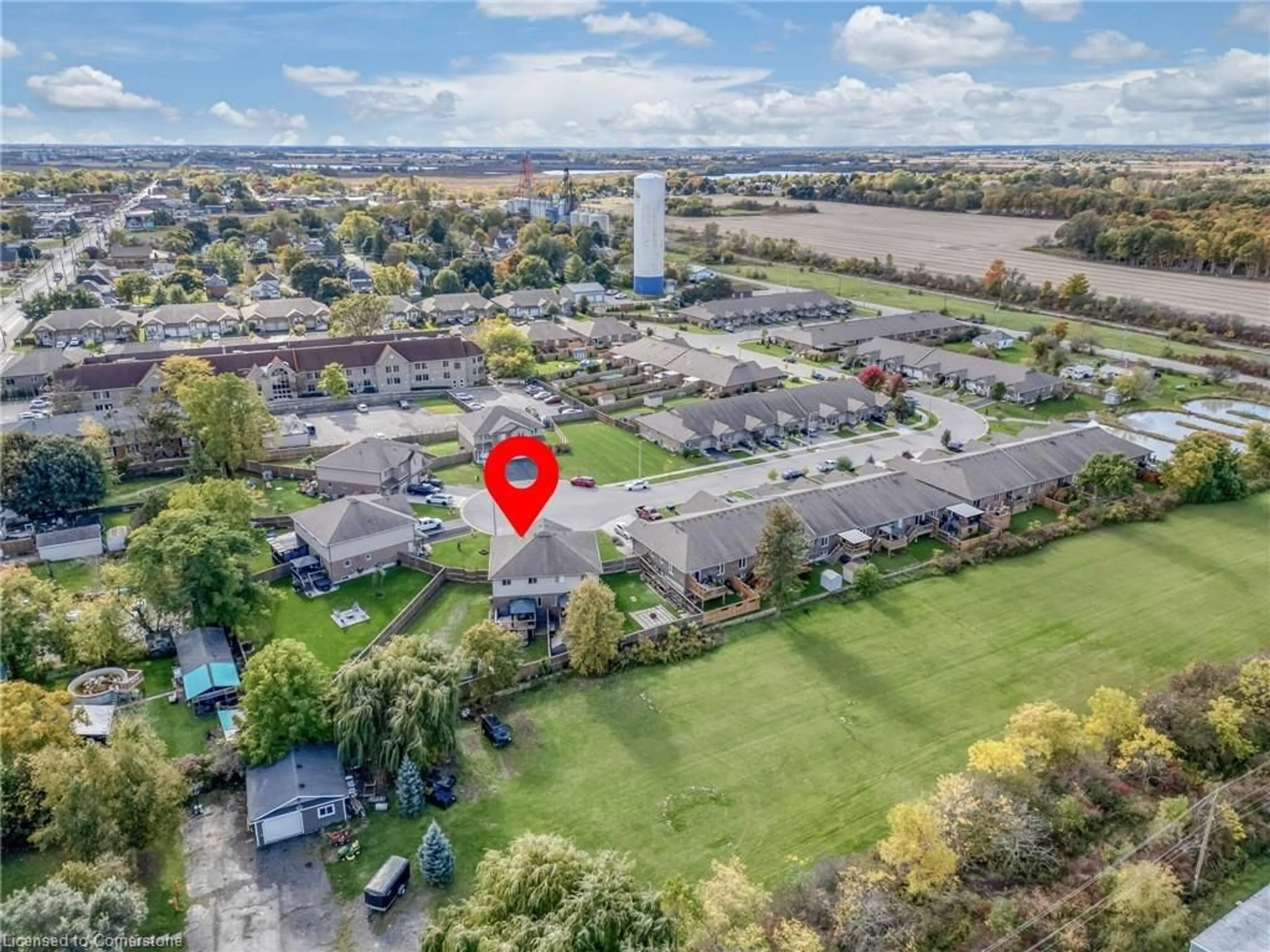 A pic from outside/outdoor area/front of a property/back of a property/a pic from drone, unknown for 103 Macneil Crt, Hagersville Ontario N0A 1H0