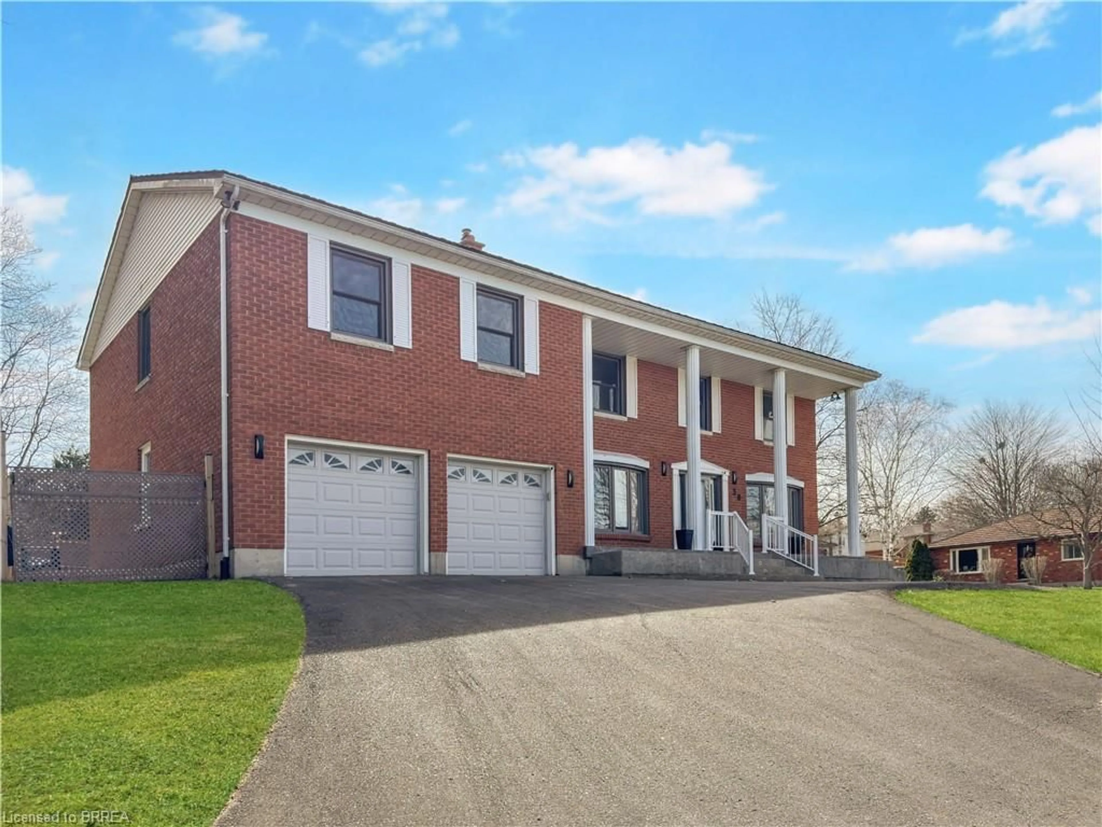 Home with brick exterior material, street for 30 Lingwood Dr, Waterford Ontario N0E 1Y0