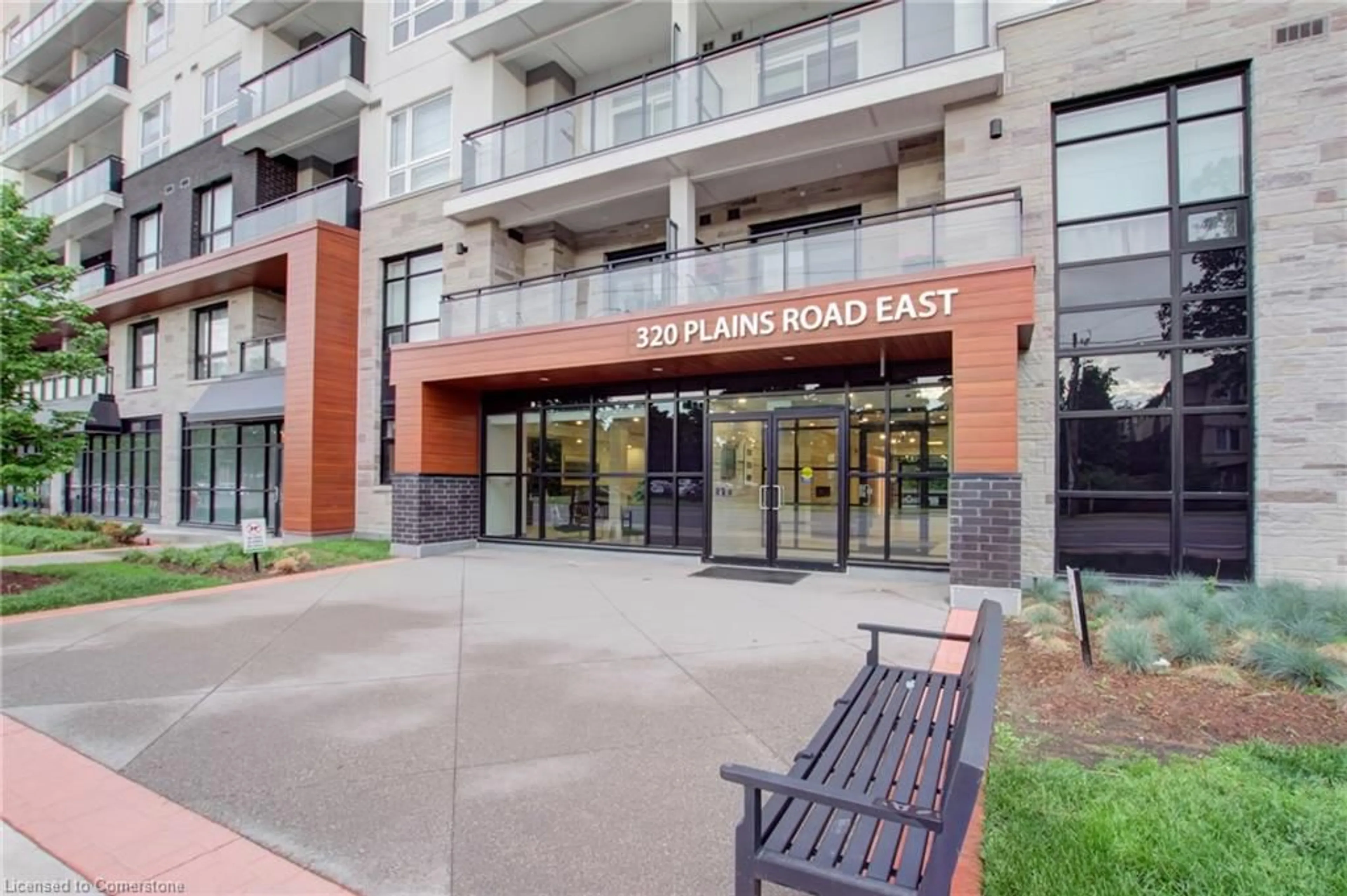 Patio, street for 320 Plains Rd #414, Burlington Ontario L7T 0C1