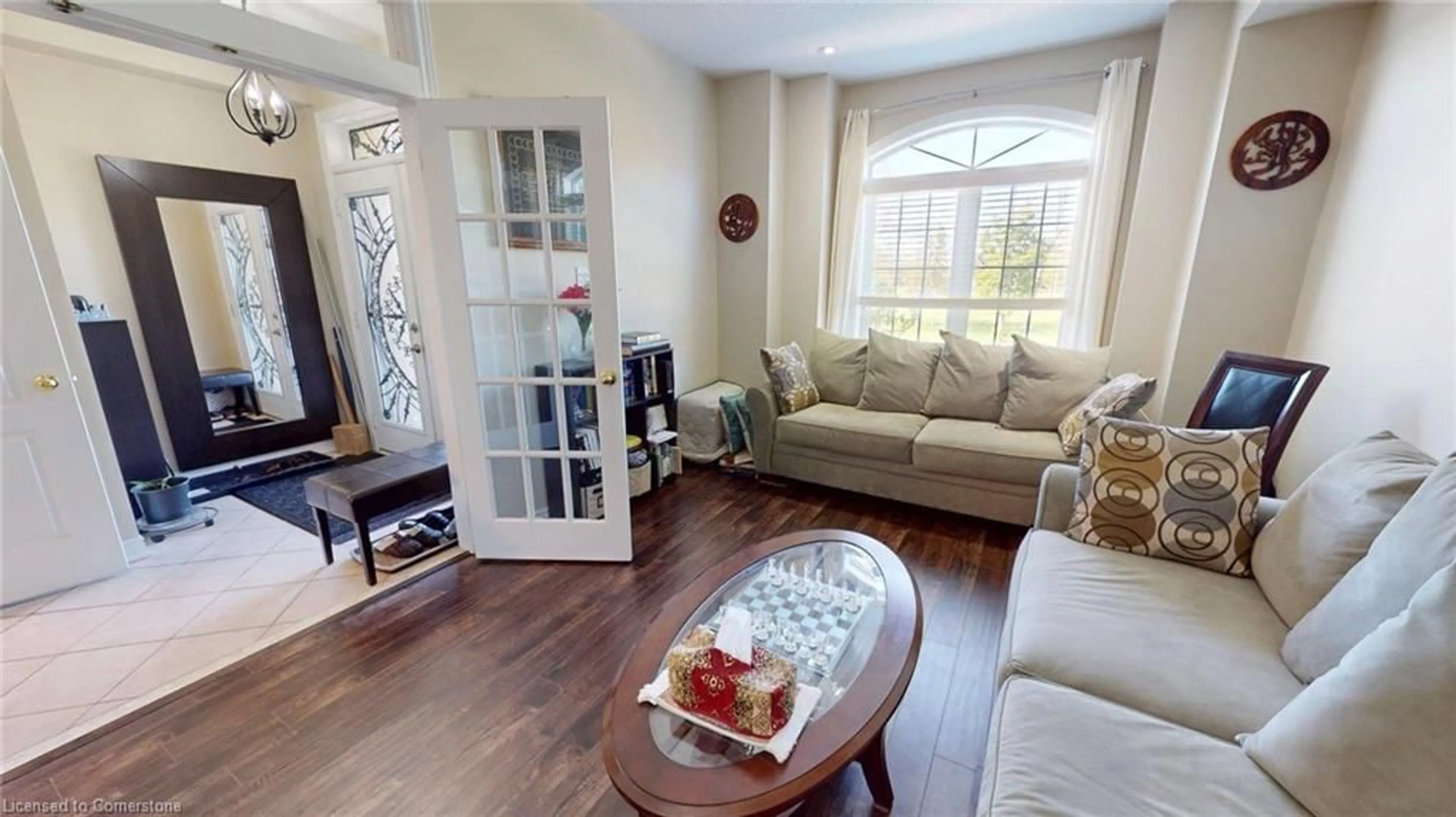 Living room with furniture, unknown for 206 Springstead Ave, Stoney Creek Ontario L8E 6E8