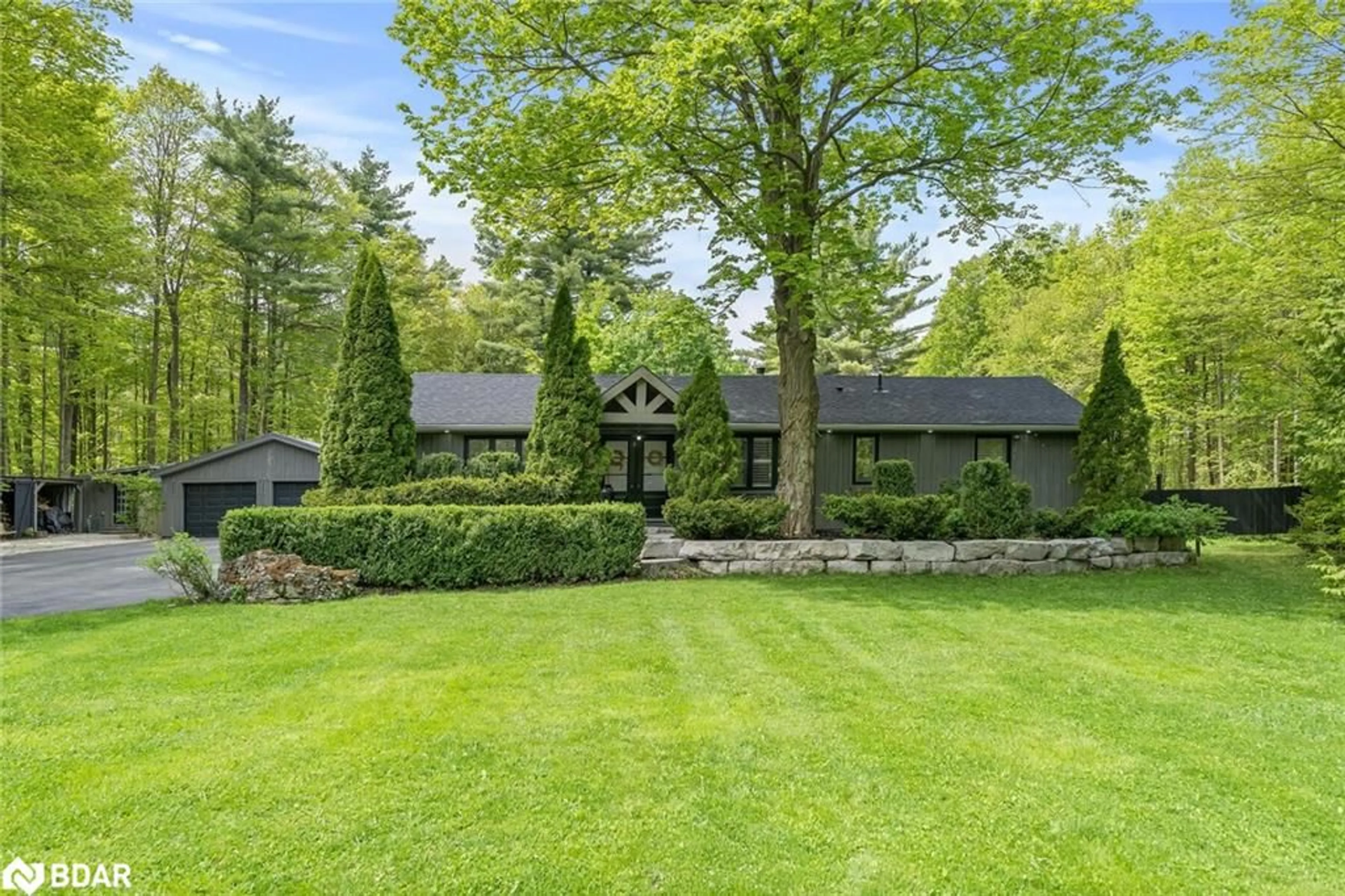 A pic from outside/outdoor area/front of a property/back of a property/a pic from drone, unknown for 7035 17 Side Road, Halton Hills Ontario L7J 2M1