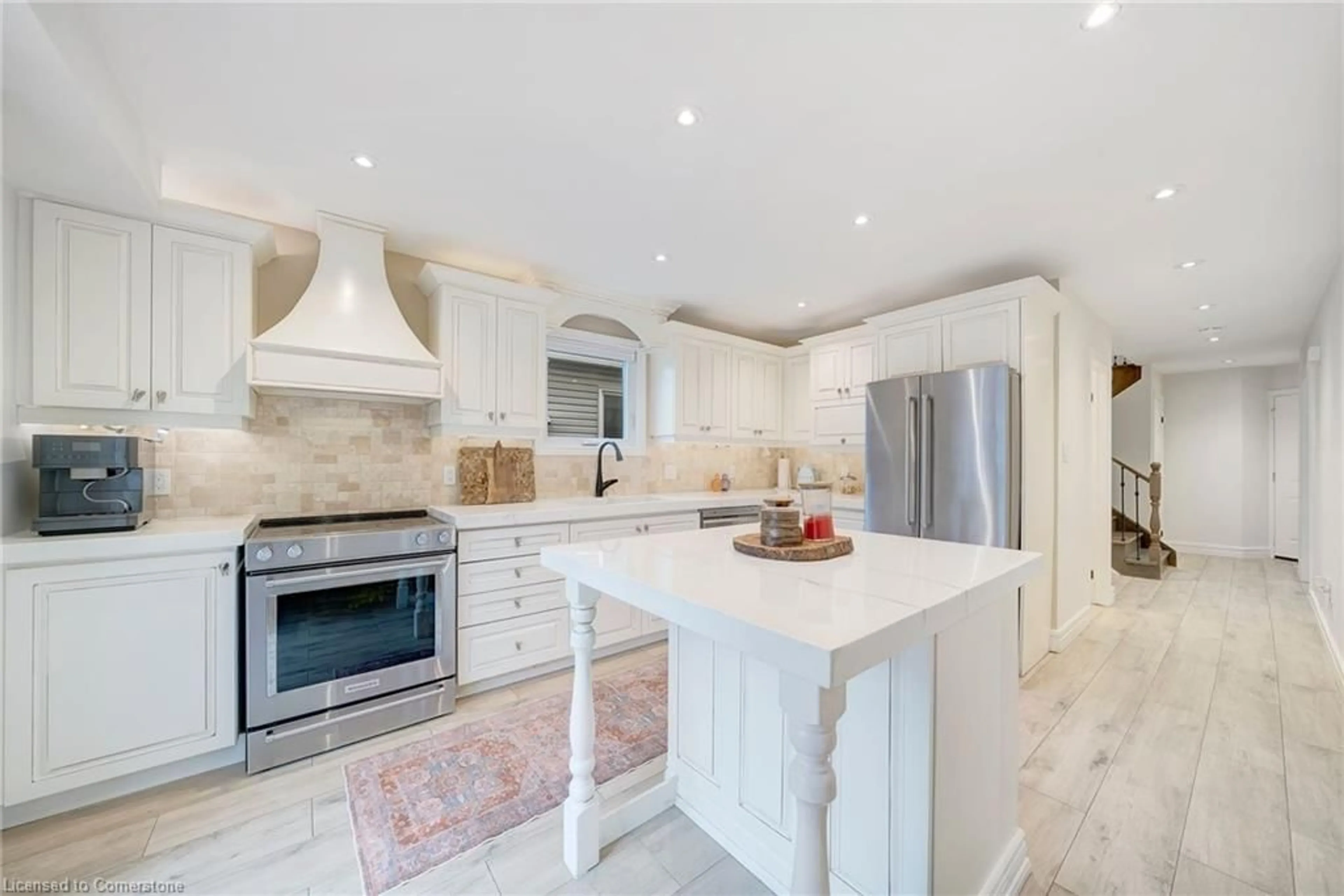 Open concept kitchen, ceramic/tile floor for 37 Dalegrove Cres, Stoney Creek Ontario L8J 3R5