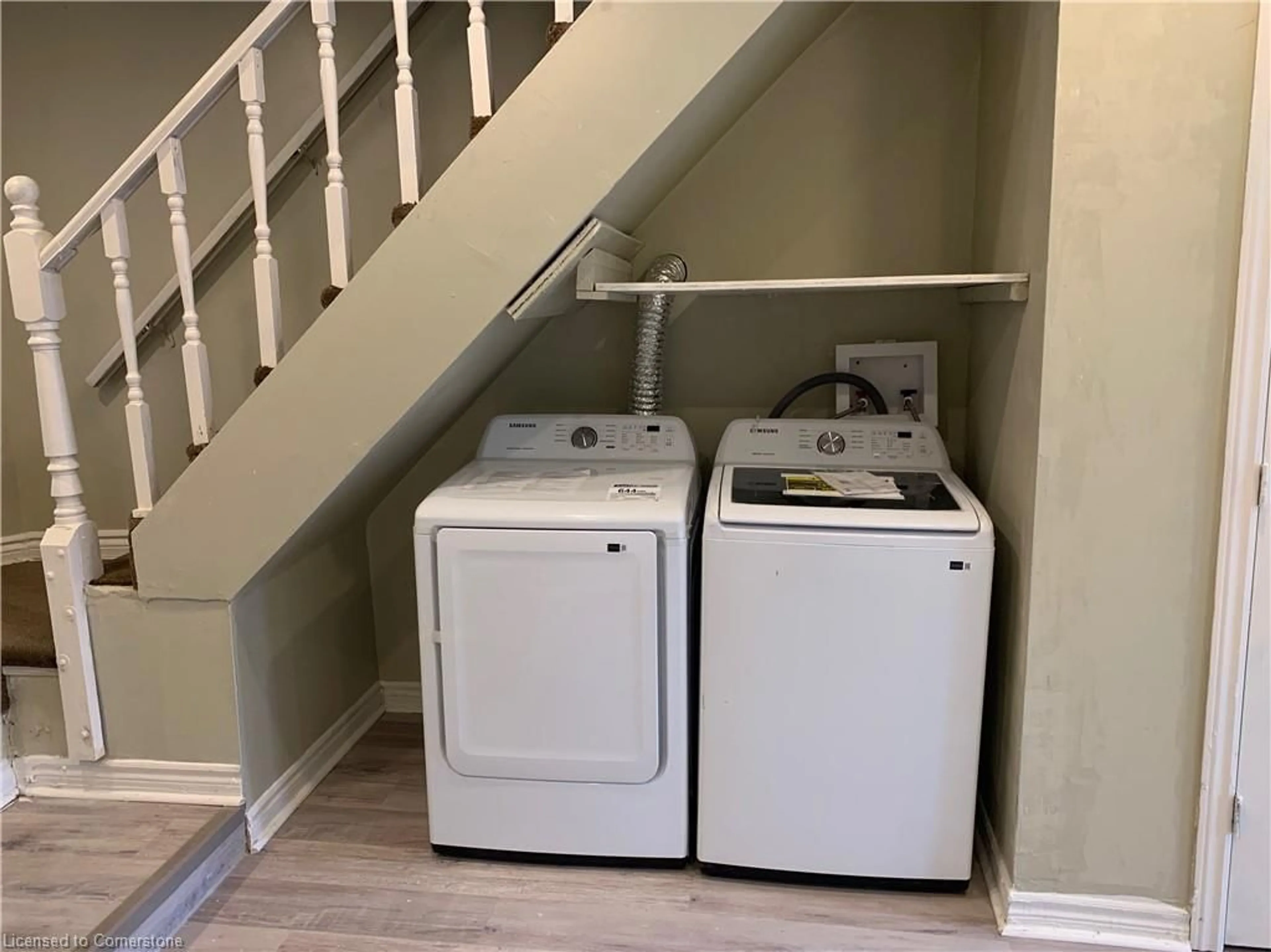 Laundry room for 67 Tisdale St, Hamilton Ontario L8L 5M3