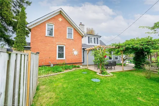 Additional property image - 829 Millgrove Side Rd