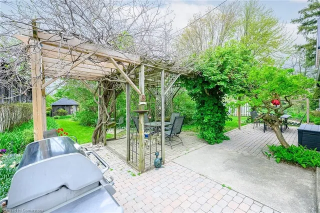 Additional property image - 829 Millgrove Side Rd