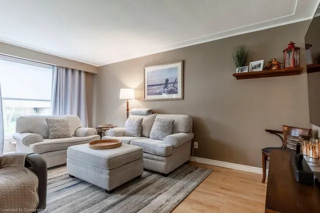 Additional property image - 3 Glen Crt