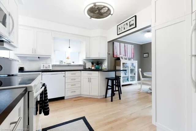 Additional property image - 3 Glen Crt