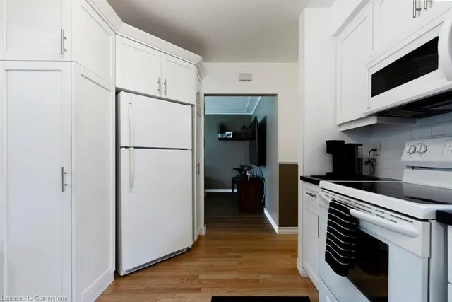 Additional property image - 3 Glen Crt