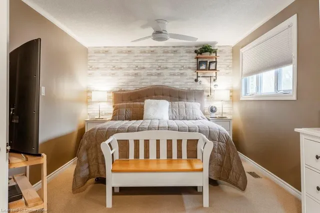 Additional property image - 3 Glen Crt