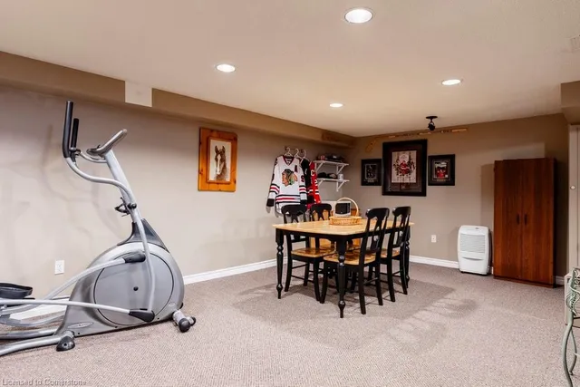Additional property image - 3 Glen Crt