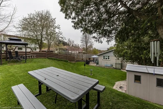 Additional property image - 3 Glen Crt