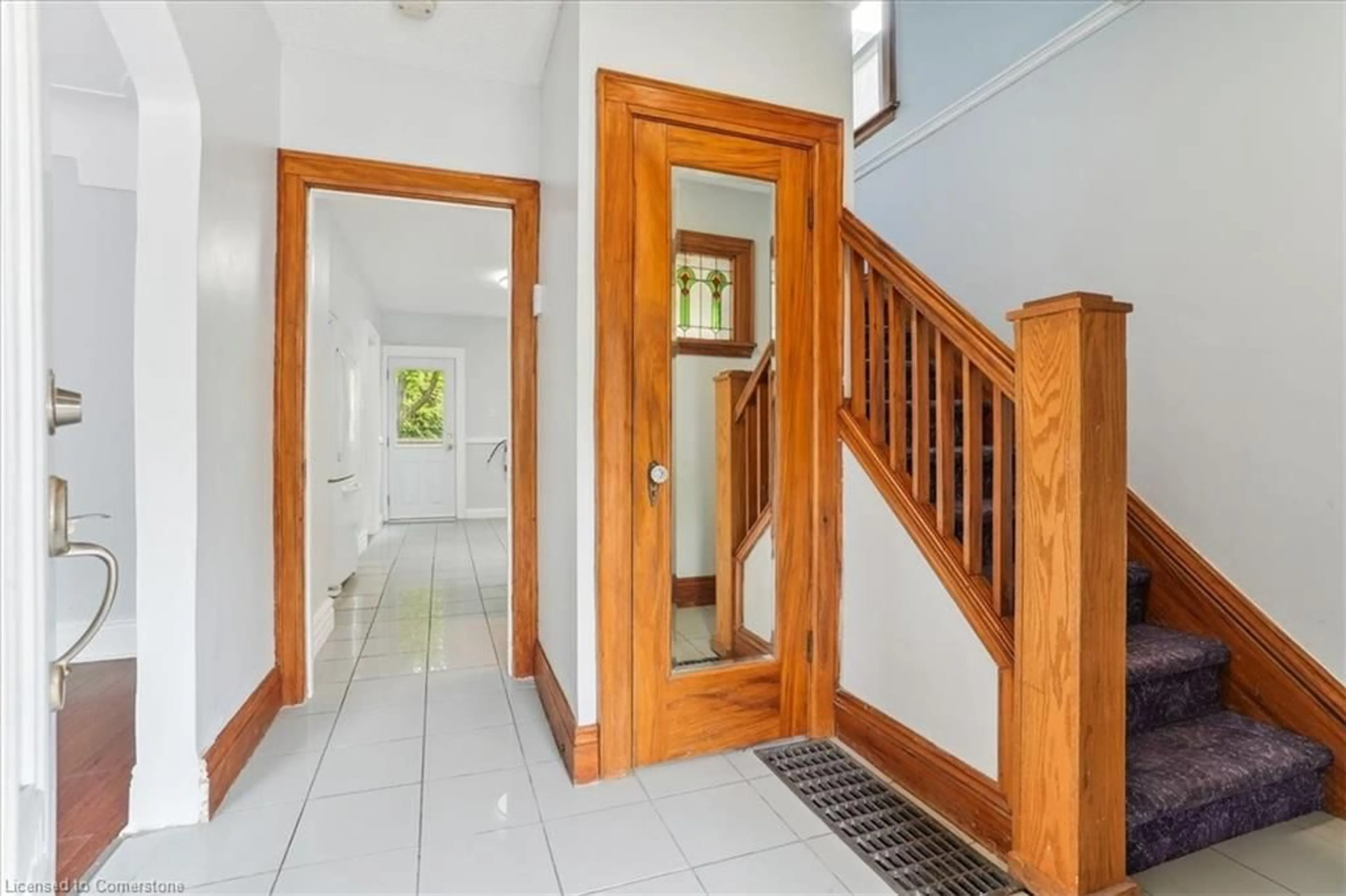 Indoor foyer for 1160 King St, Hamilton Ontario L8S 1M2