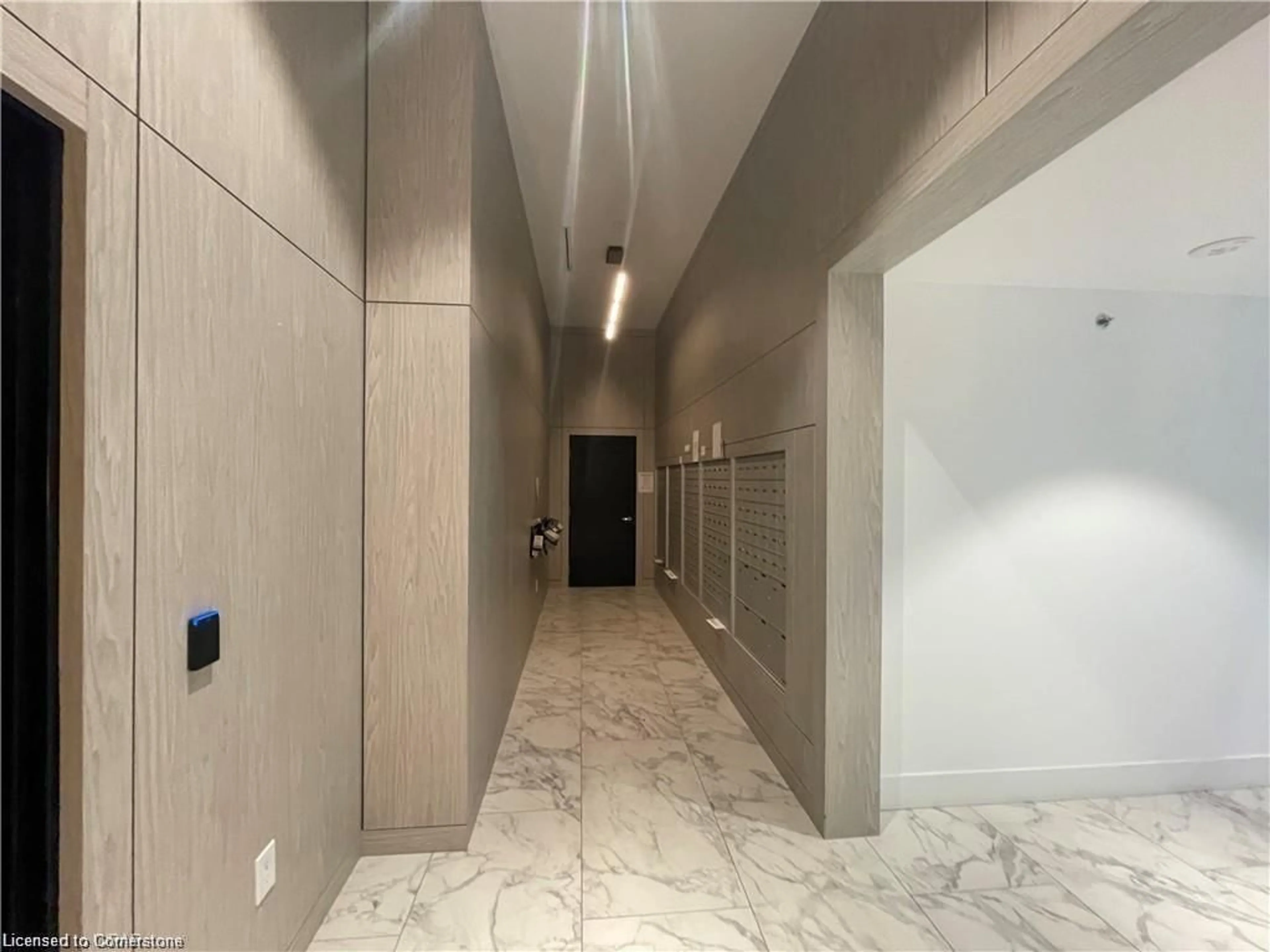 Indoor foyer for 5 Wellington St #1704, Kitchener Ontario N2M 4B4