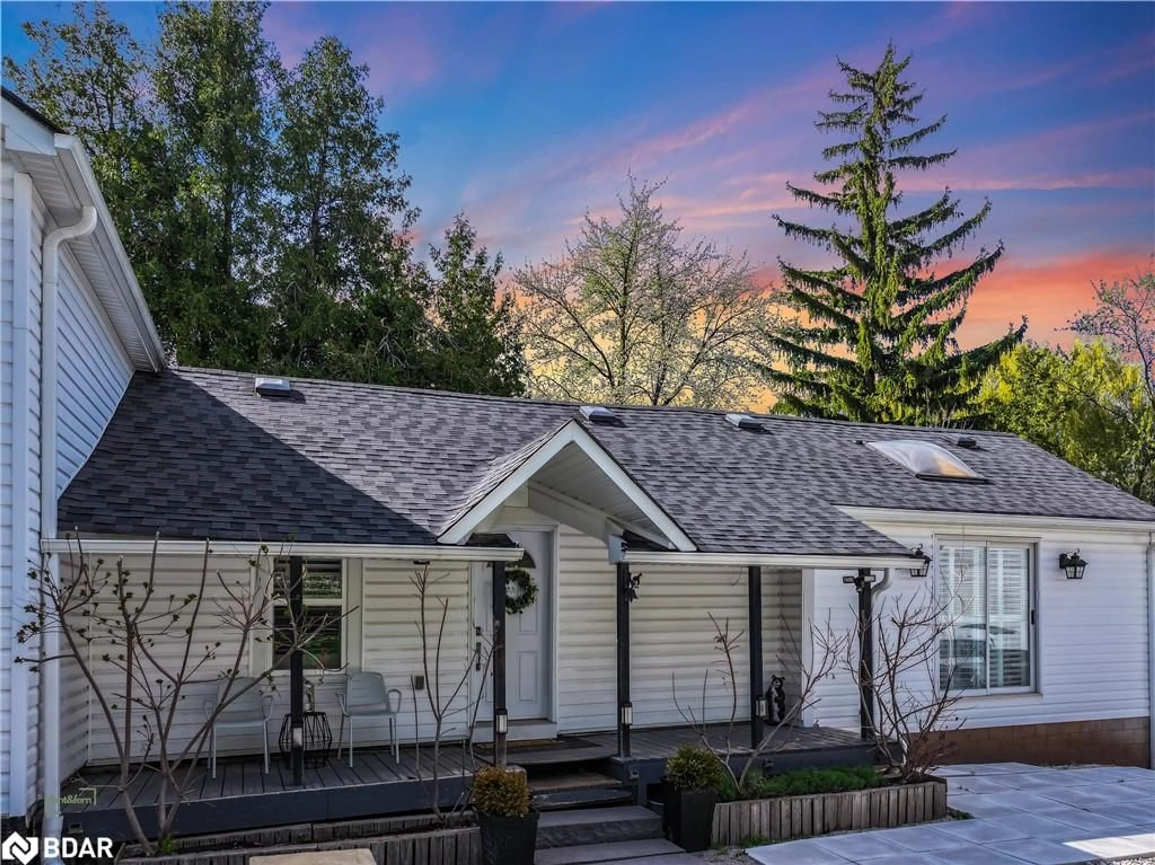 Home with vinyl exterior material, unknown for 79 Tremaine Rd, Milton Ontario L9T 2W8