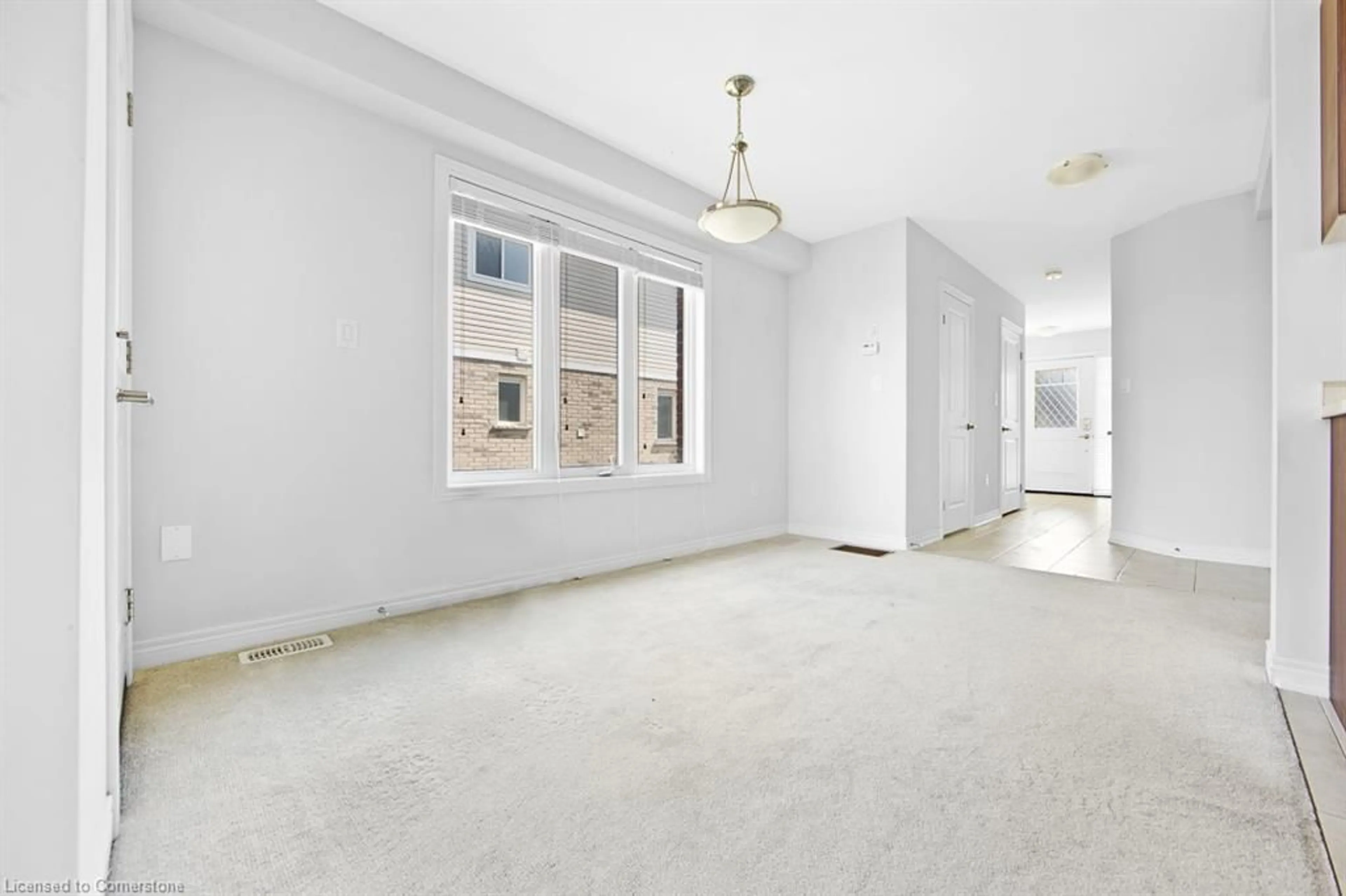 A pic of a room for 9 Hawthorn Avenue, Thorold Ontario L2V 0H9