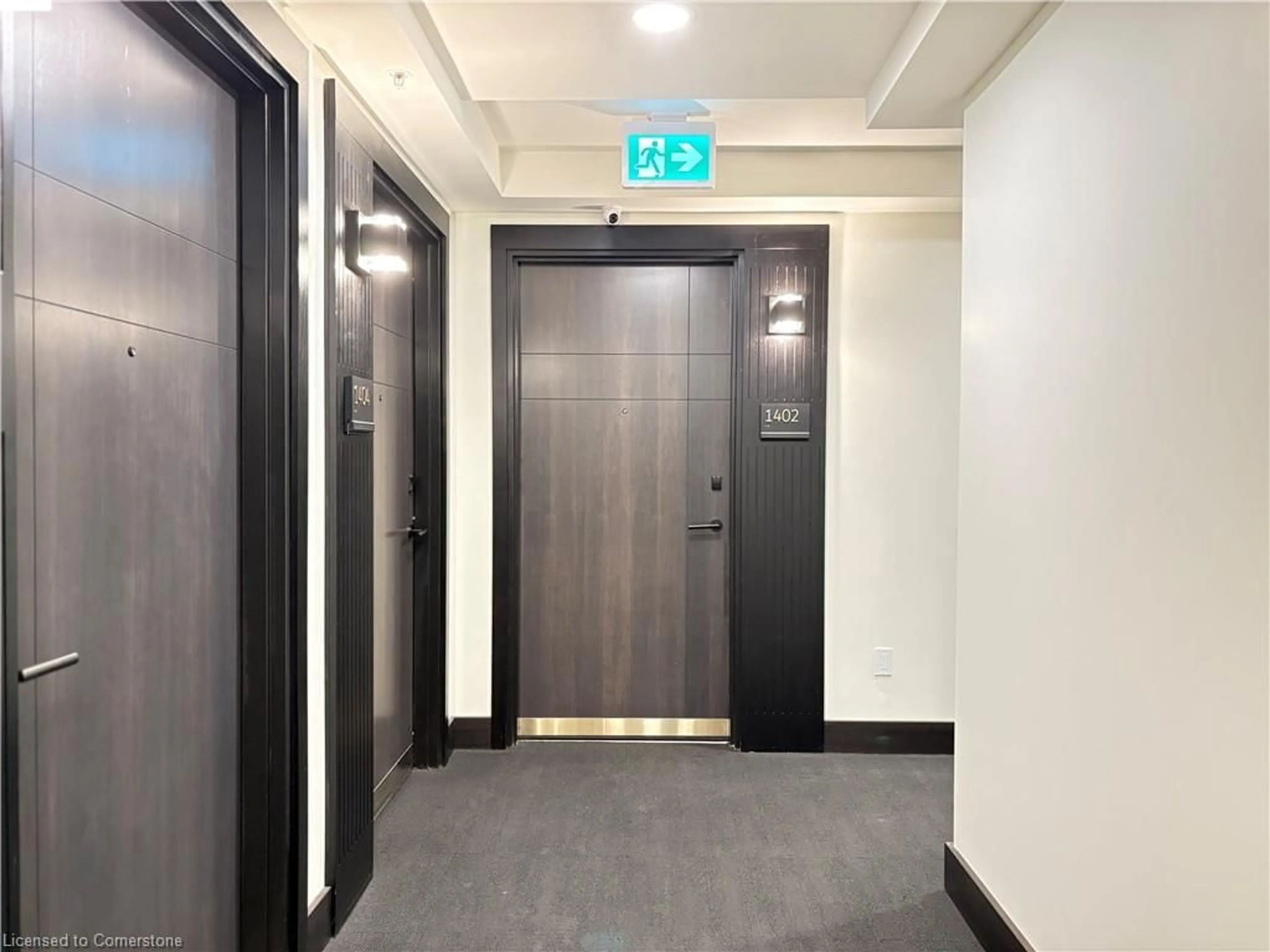 Indoor foyer for 145 Columbia St #1402, Waterloo Ontario N2L 0K7