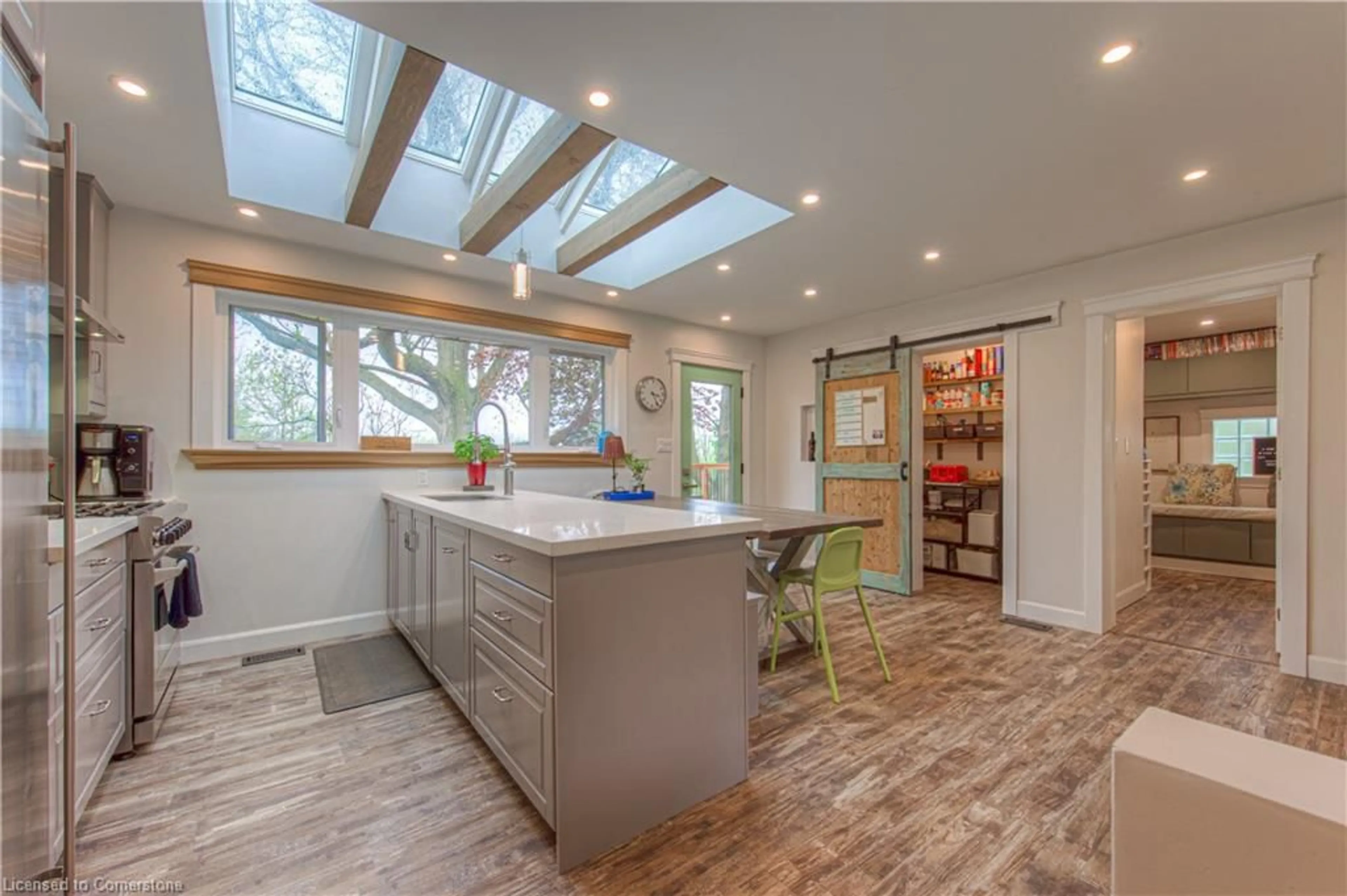 Contemporary kitchen, unknown for 24 Stephen St, Cambridge Ontario N1S 3R8