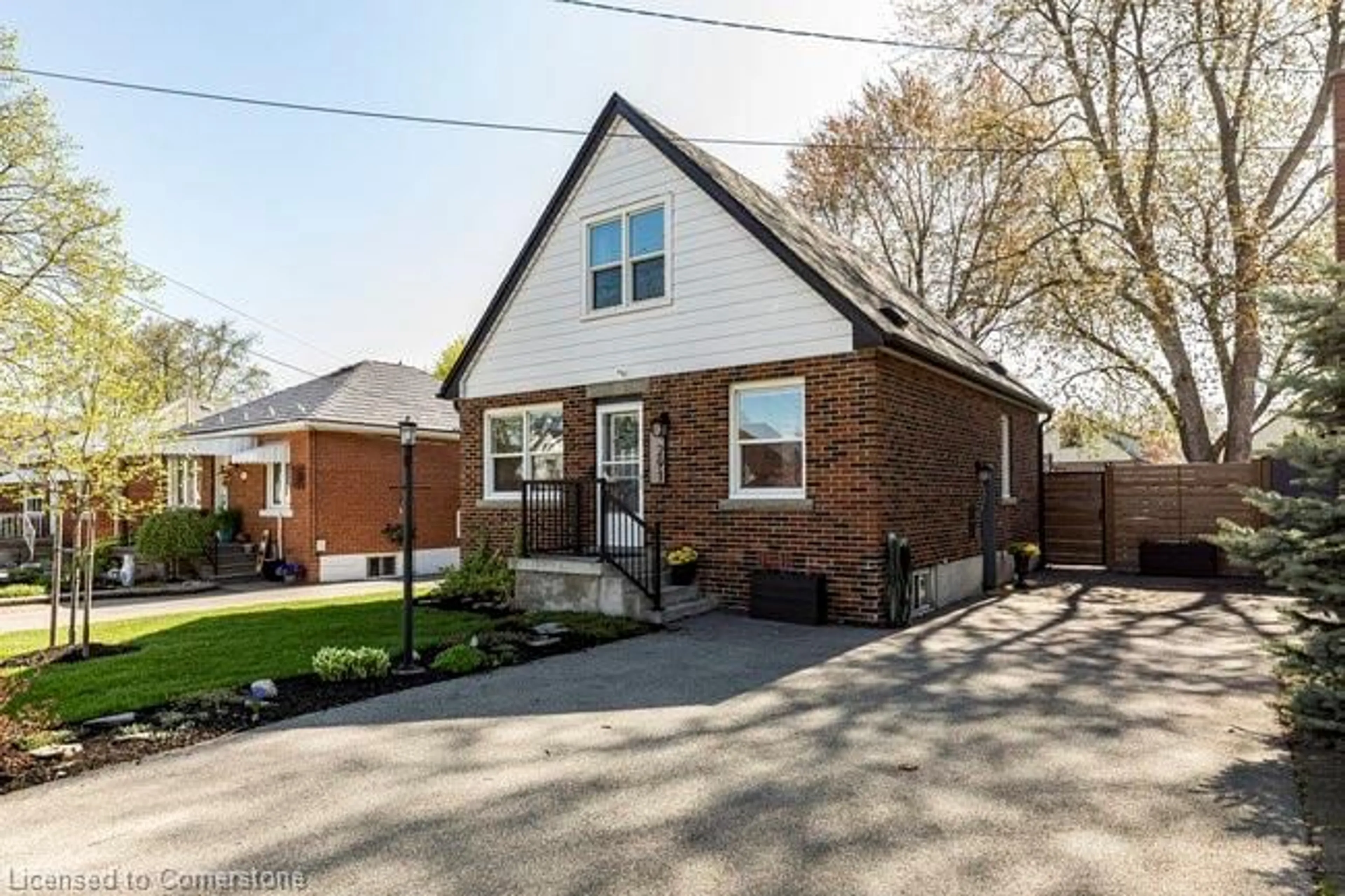 Home with brick exterior material, street for 291 East 15th St, Hamilton Ontario L9A 4G4