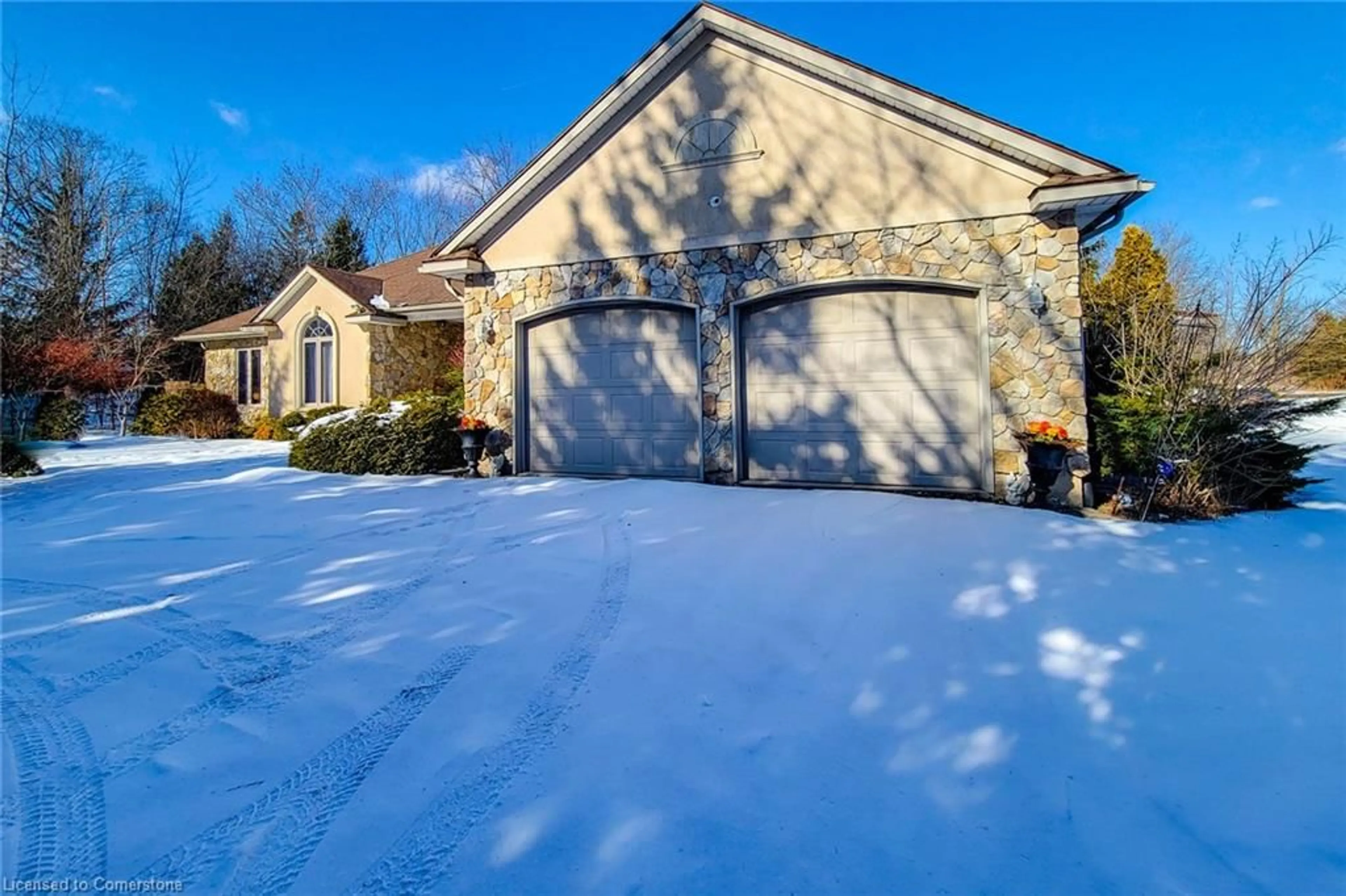 Unknown for 8831 Schisler Rd, Welland Ontario L3B 5N4