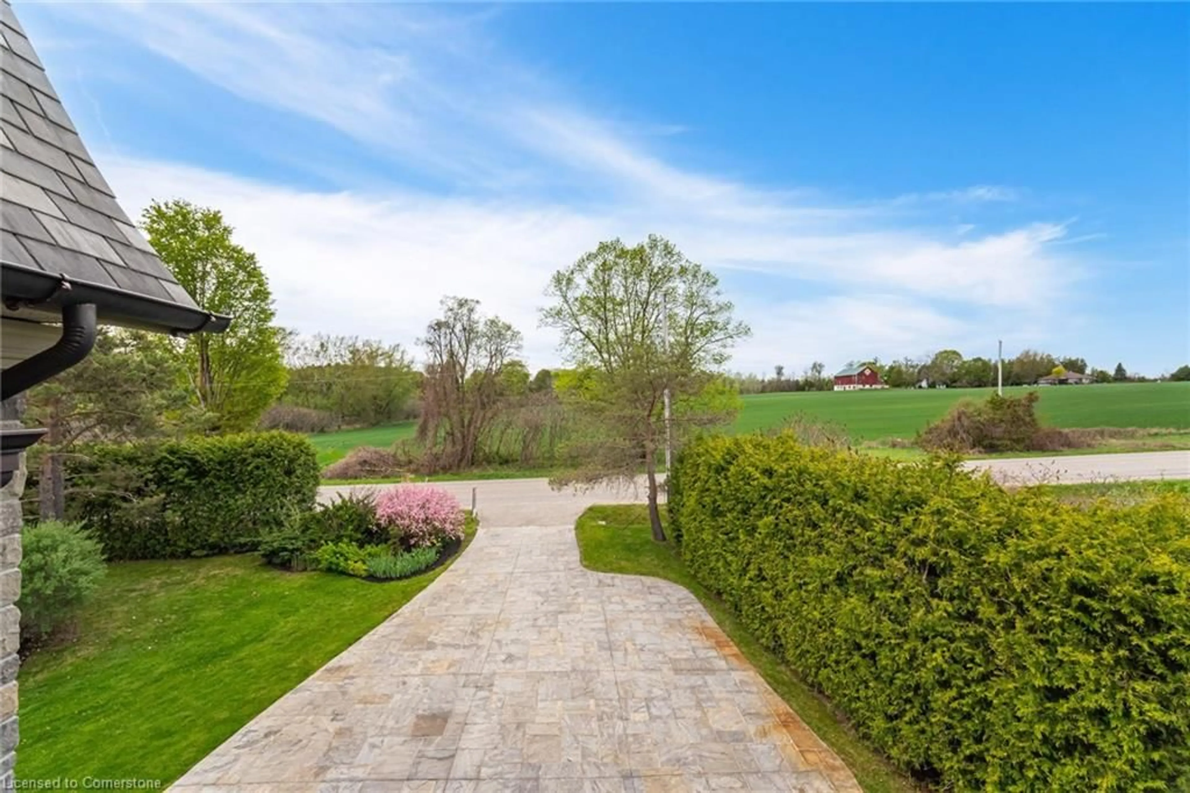 A pic from outside/outdoor area/front of a property/back of a property/a pic from drone, water/lake/river/ocean view for 4313 Sideroad 20, Bradford Ontario L3Z 2A5